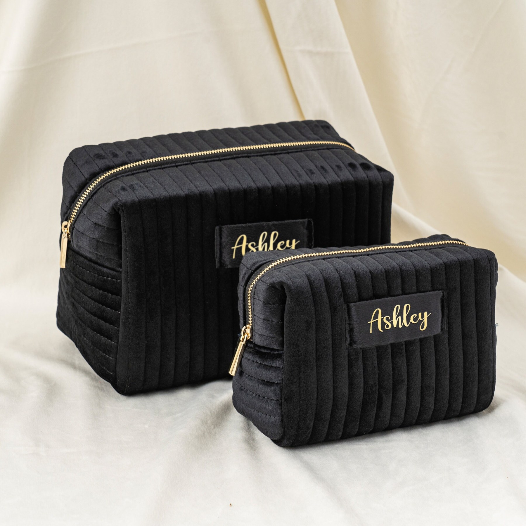 Personalized Velvet Makeup Bag for Unique & Love | JNSBag24