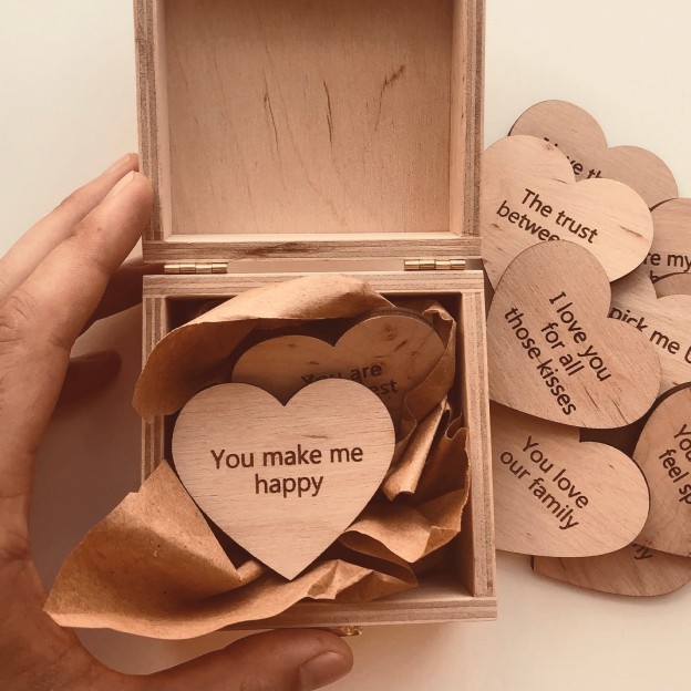 Personalised Reasons Why I Love You Gift Box | BKPhoto26