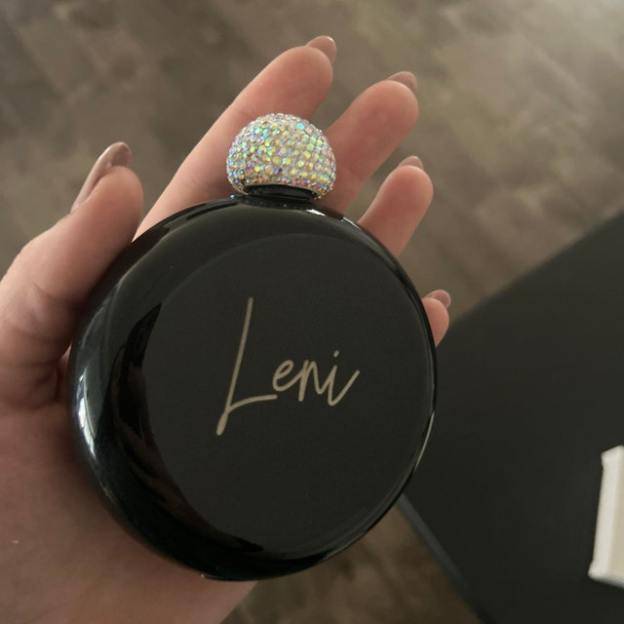 Personalized Round Flasks with Rhinestone Lid for Unique and Love | JNSDec61