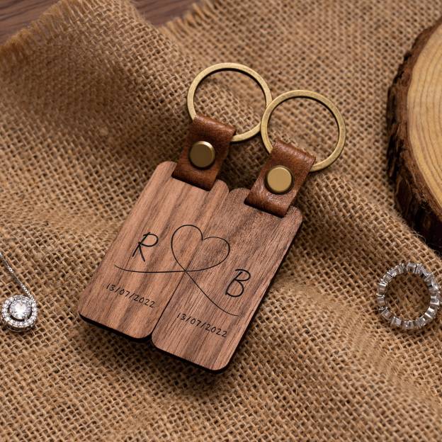 Personalized Wood Couple Keychain for Unique & Love | JNSDec114