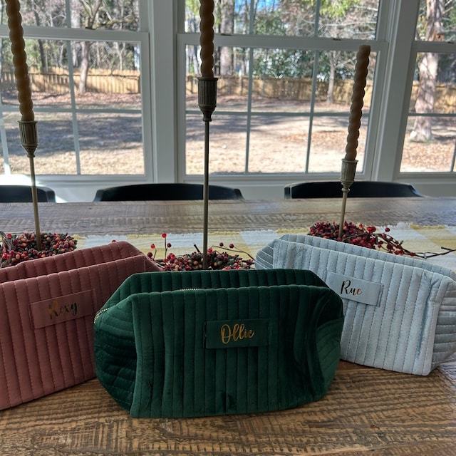 Personalized Velvet Makeup Bag for Unique & Love | JNSBag24