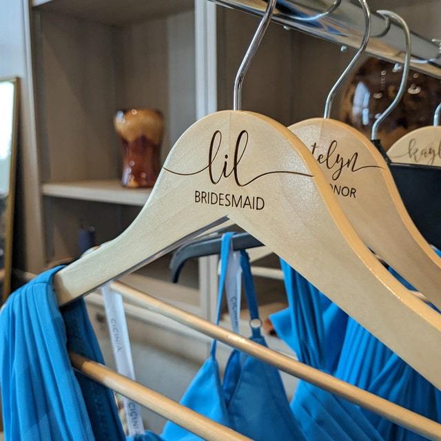 Personalized Wedding Hangers for Unique & Love | JNSDec01