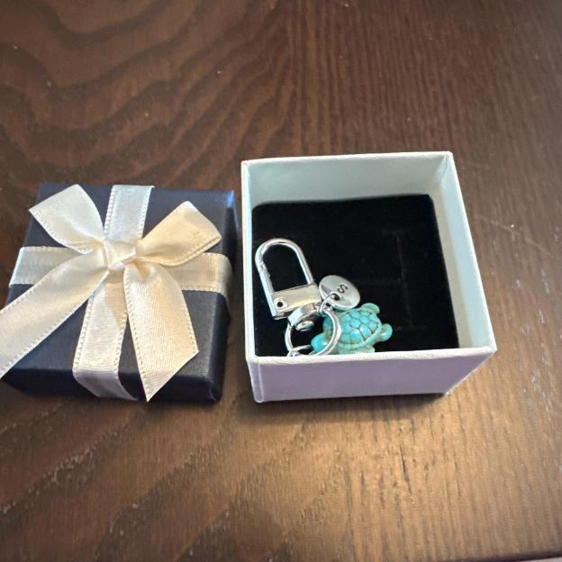 Personalized Sea Turtle Keychain for Mom | JNSDec133