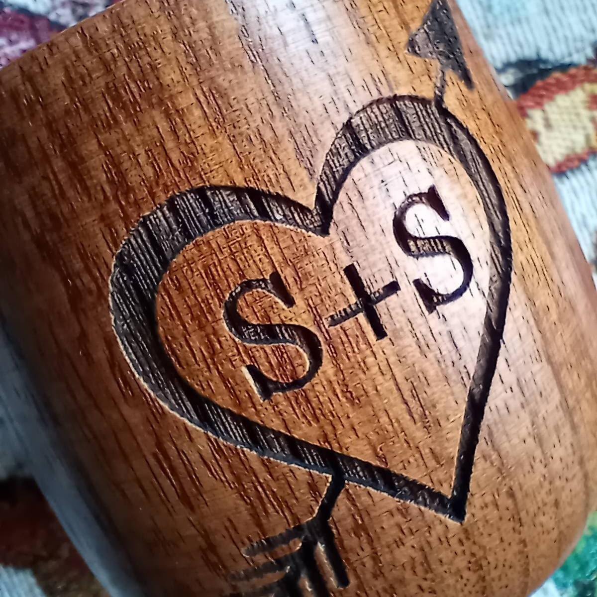 Personalized Valentine's Day Couple Initials Heart Arrow Engraved Wood Cup | JNSBottle05
