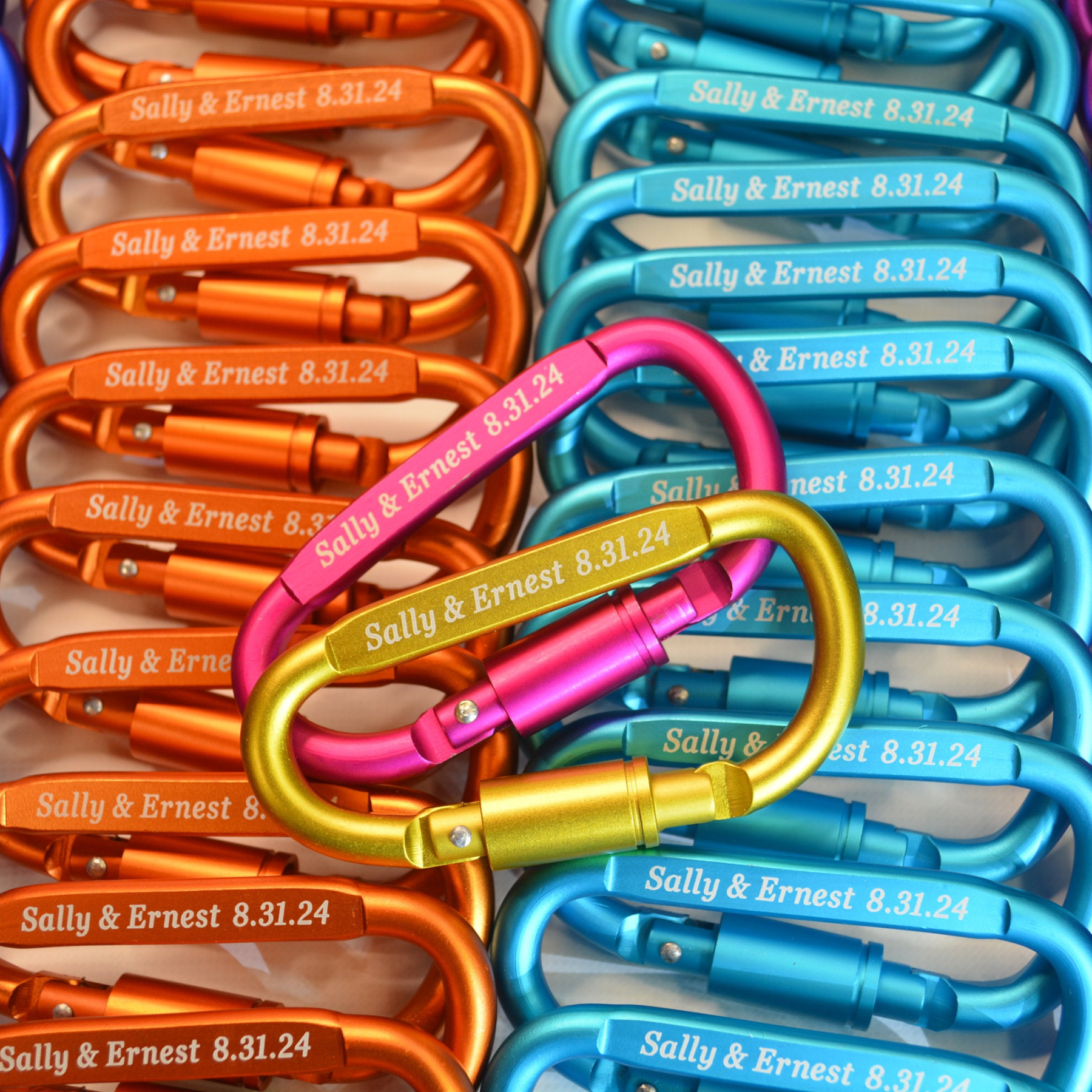 Personalized Engraved Locking Carabiner Clip for Unique & Love | JNSTool26