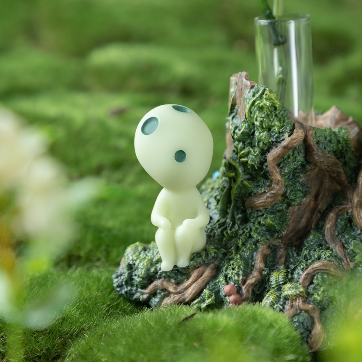 [Pre-order] Princess Mononoke Vase Kodama Single flower