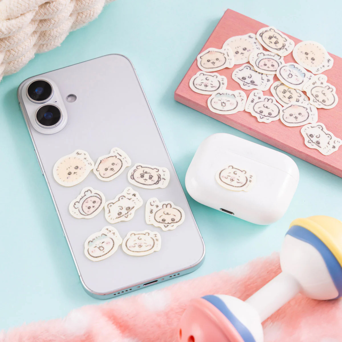 [Pre-order] "Chiikawa" Chiikawa Baby - flake Sticker - Ver. A