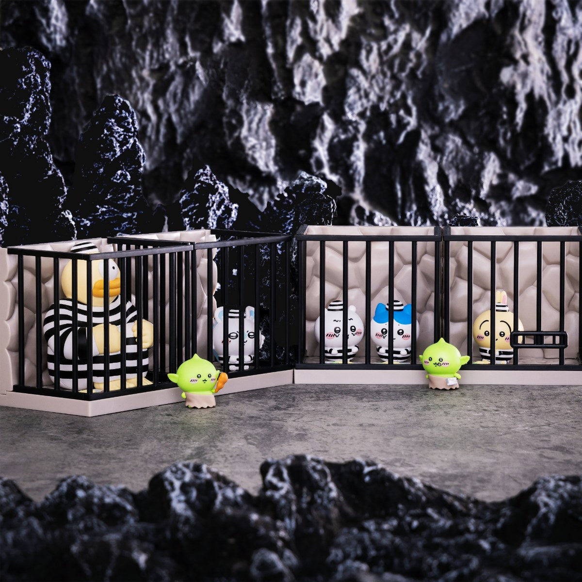 [Pre-order] "Chiikawa" Chiikawa GPSBOX PRISON FIGURE COLLECTION