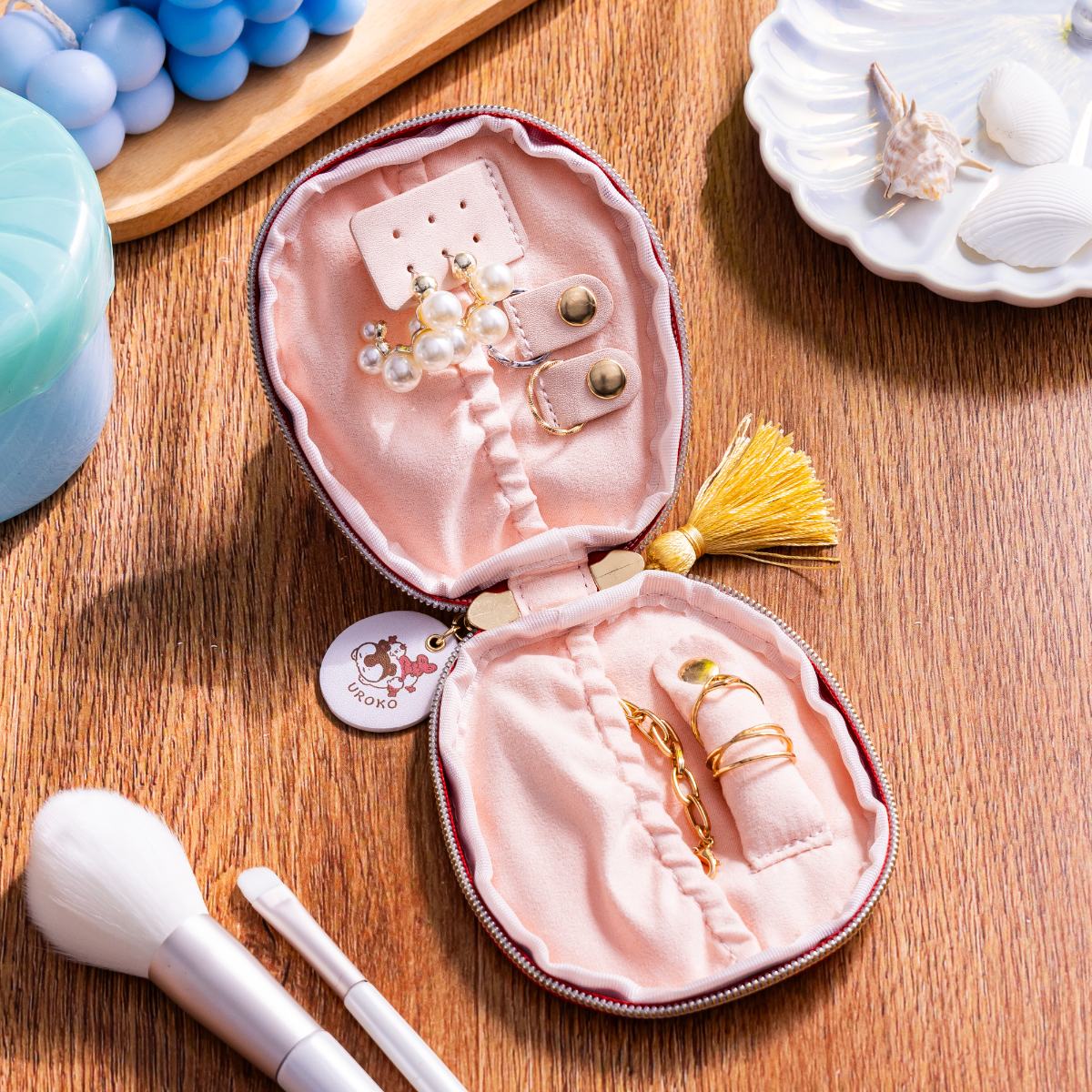[Pre-order] Chiikawa Movie Chiikawa Island Scale-shaped Accessory Pouch
