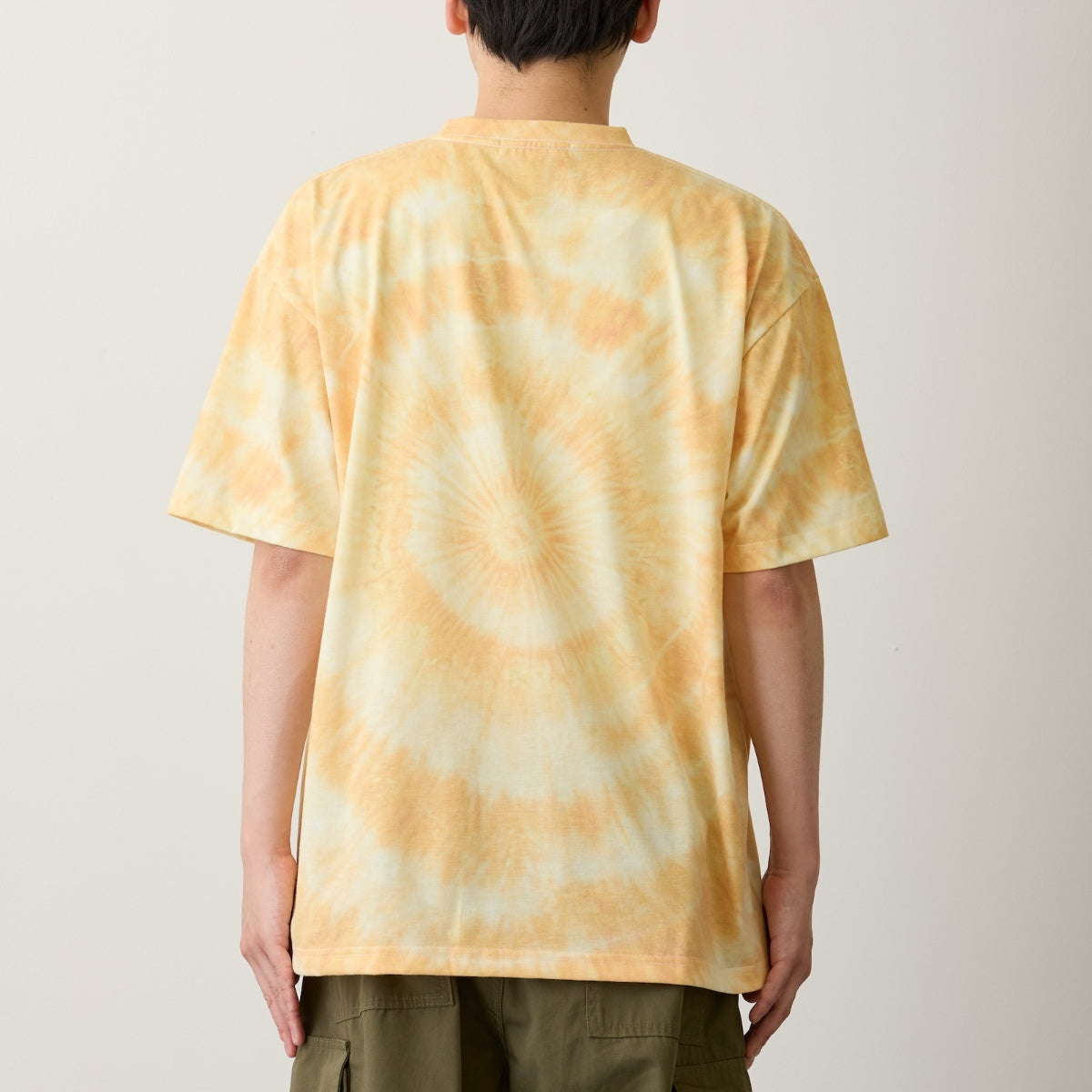 [Pre-order] "Chiikawa" Chiikawa tie dye T-shirt - Angel Halo (Yellow)