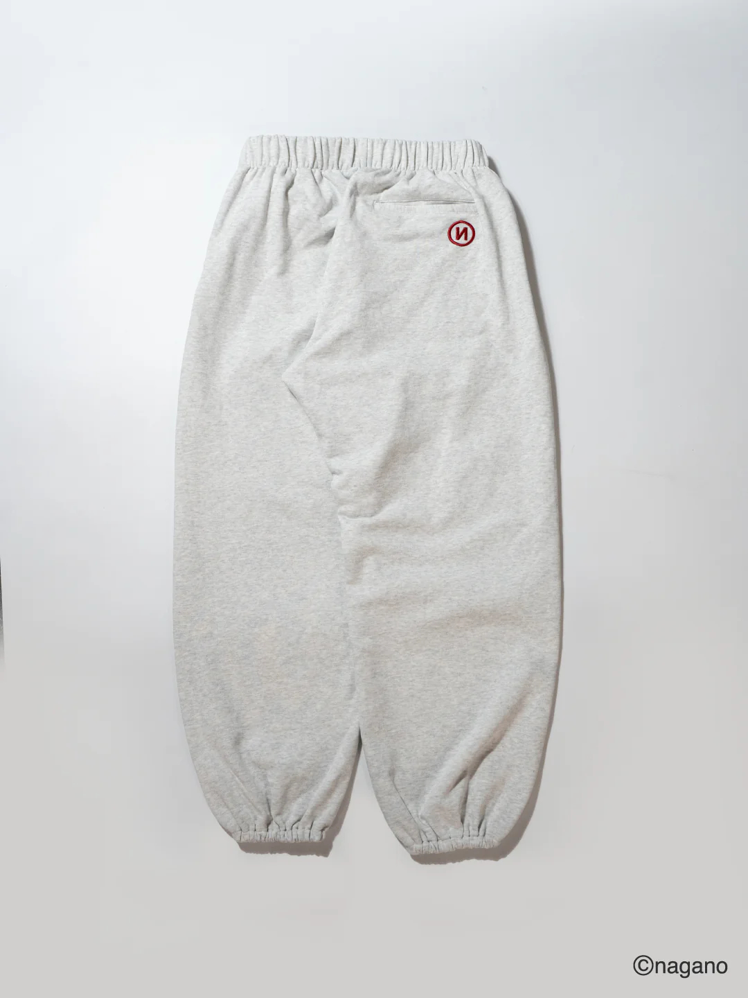 [Pre-order] 9090 ×Chiikawa Gal NINETY G Logo Sweat Pants - Momonga