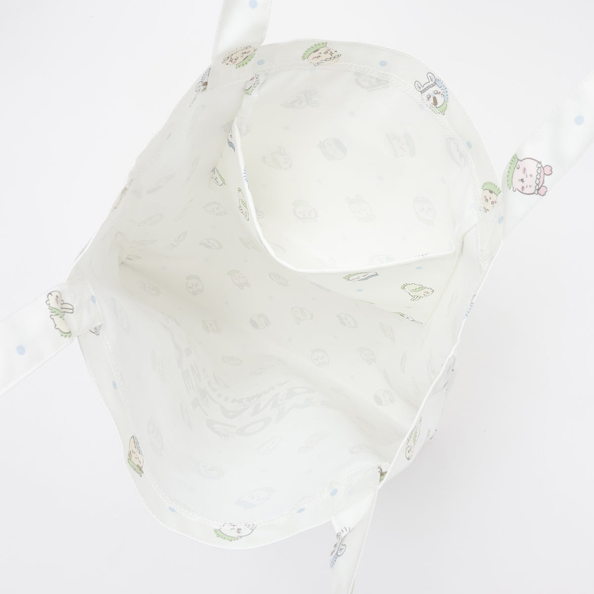 [Pre-order] Chiikawa Movie Chiikawa Tote Bag - All-over print, Off-white