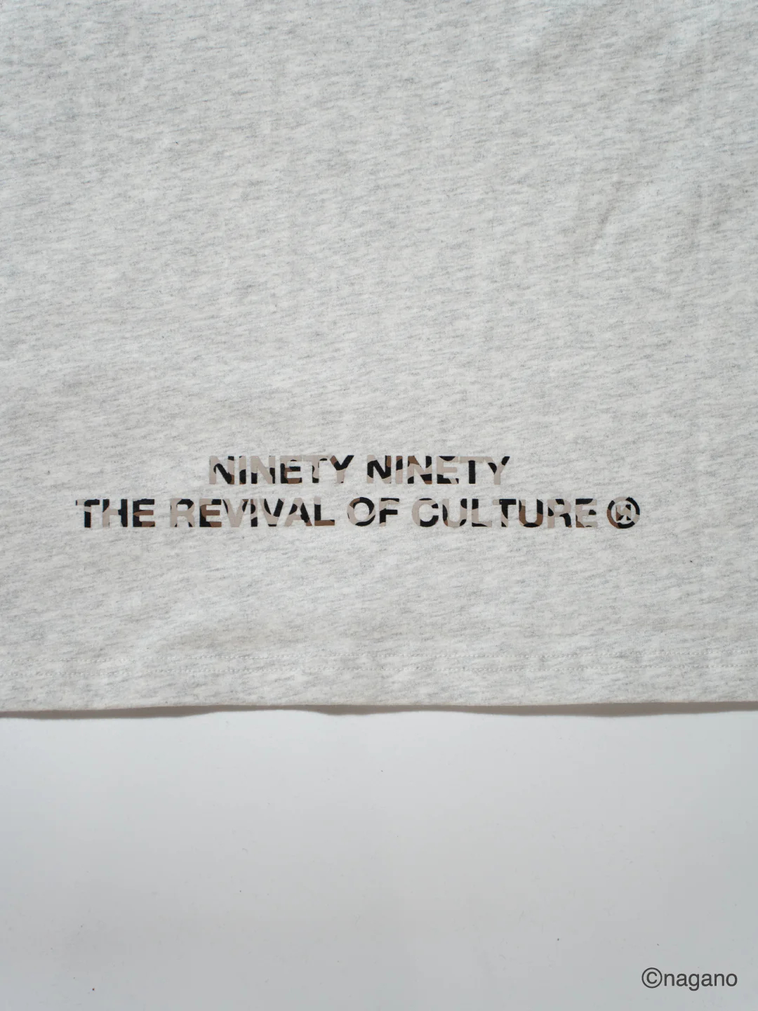 [Pre-order] 9090 ×Chiikawa Gal NINETY OG Logo Tee - Momonga