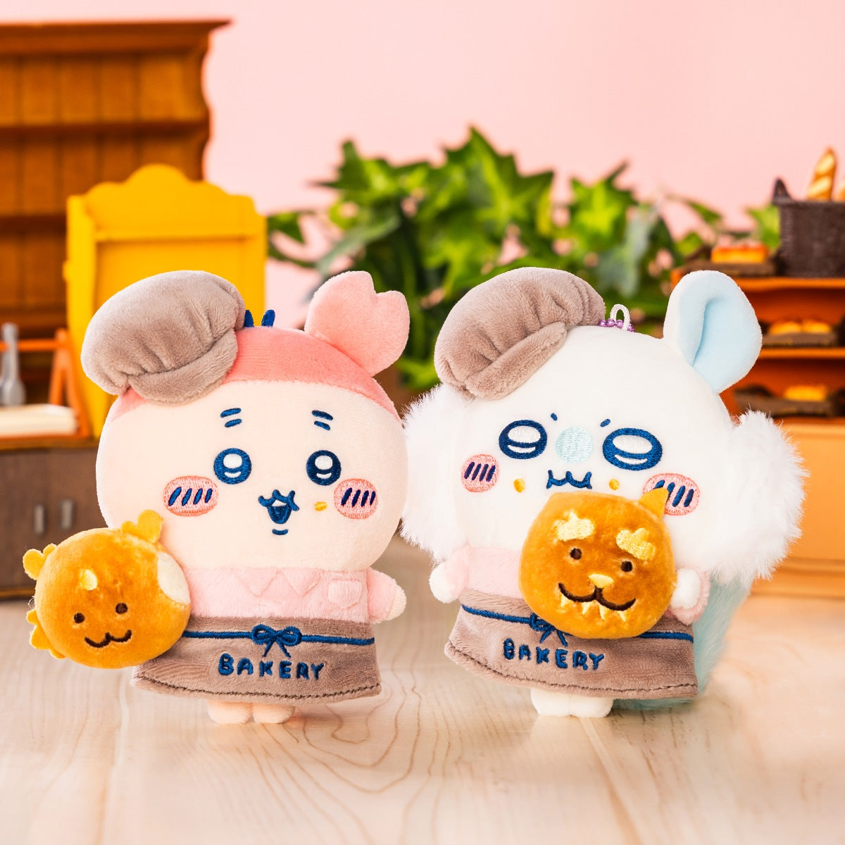 [Pre-order] "Chiikawa" Chiikawa Bakery Staff Plush mascot - Furuhonya