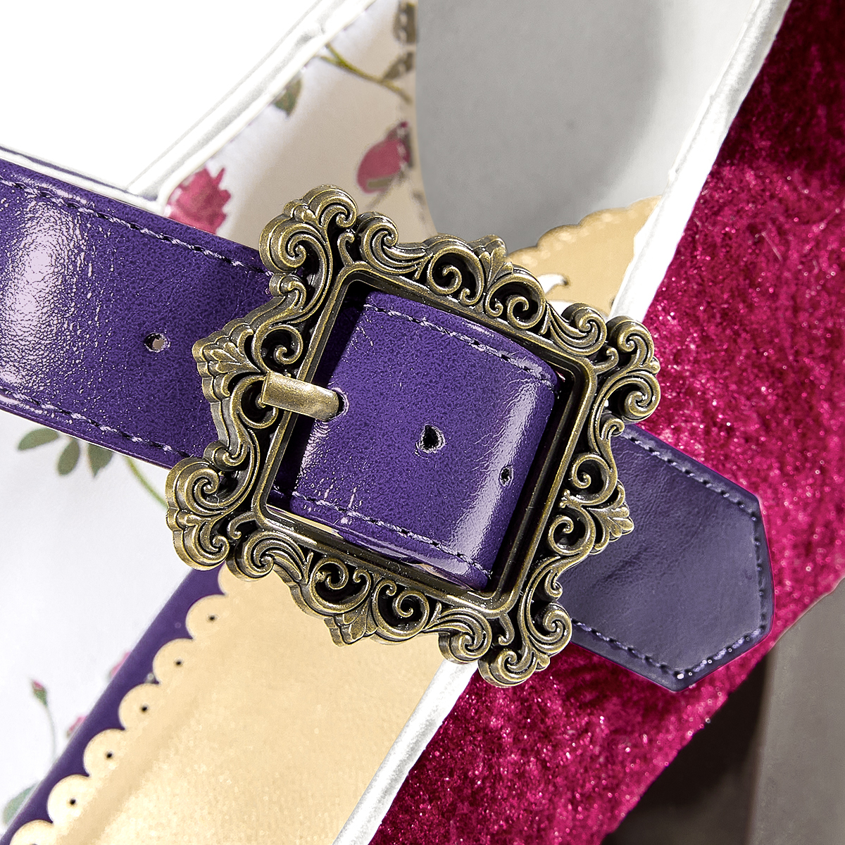 [Pre-order] "JOJO'S BIZARRE ADVENTURE Phantom Blood" x MAYLA Iconic Pumps ～ OFF ver. ～ Dio Brando