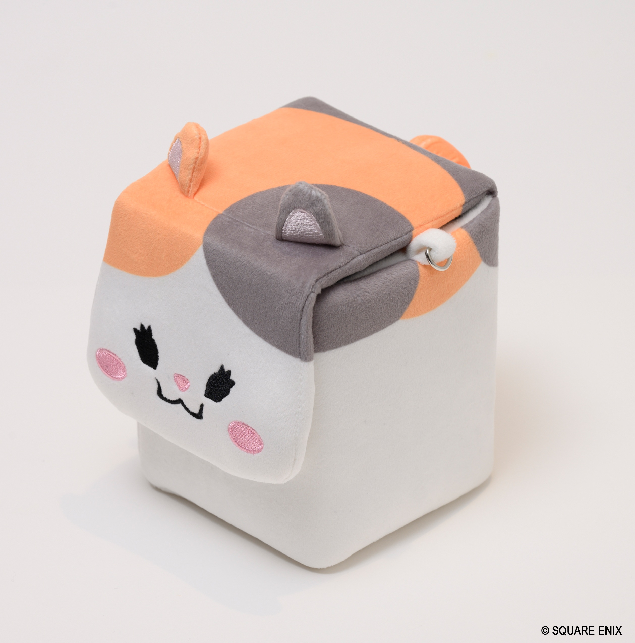 "Final Fantasy" Fluffy Sling Deck Box Fat Cat