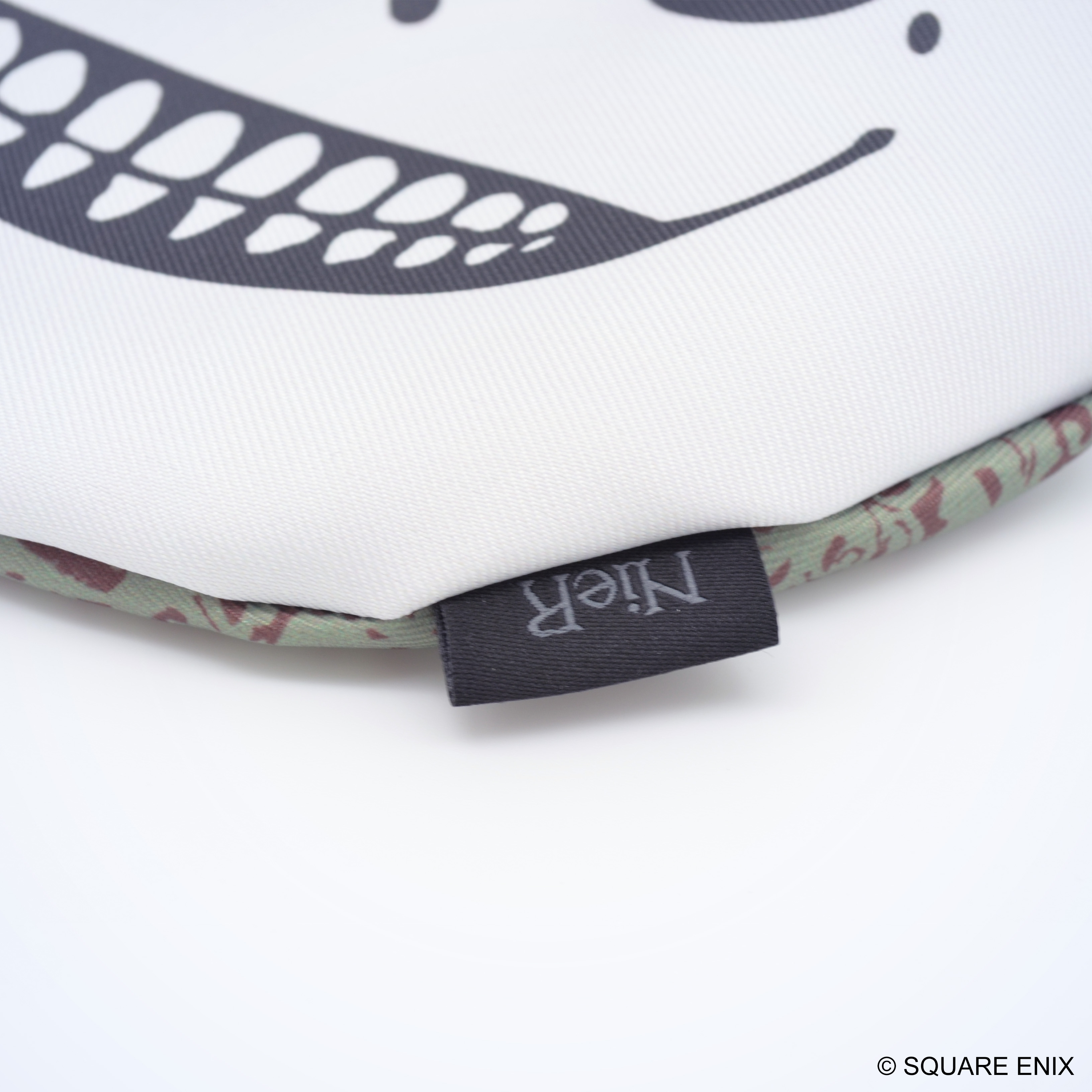 "NieR Replicant ver. 1.22474487139..." Kinchaku Emil