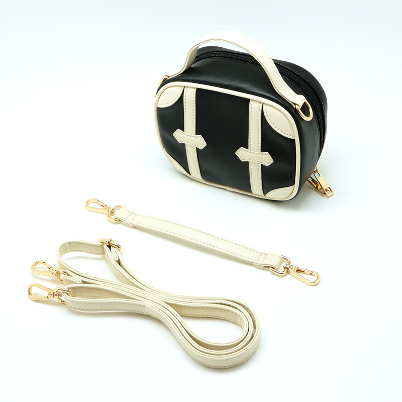 nui. Trunk Style Decoration Pouch Black
