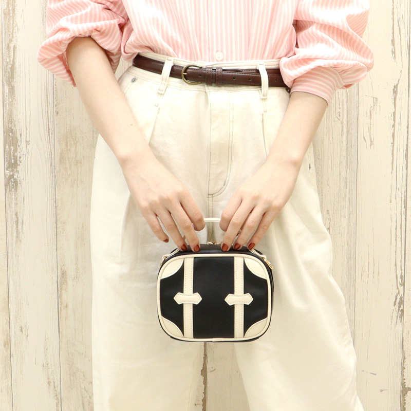 nui. Trunk Style Decoration Pouch Black