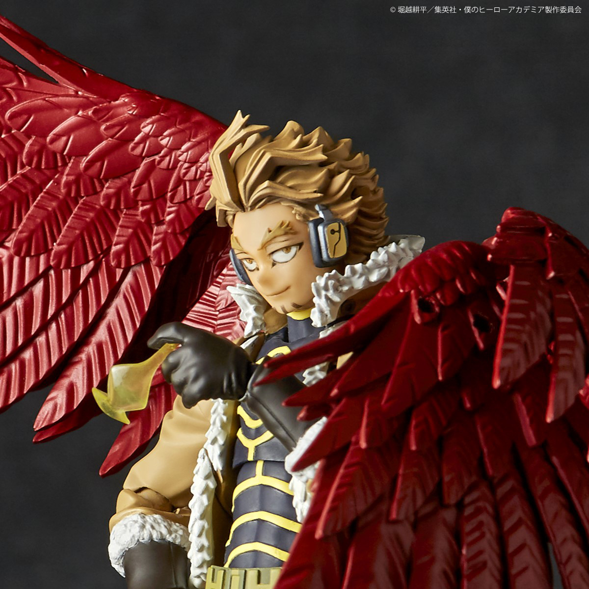 Revoltech Amazing Yamaguchi "My Hero Academia" Hawks