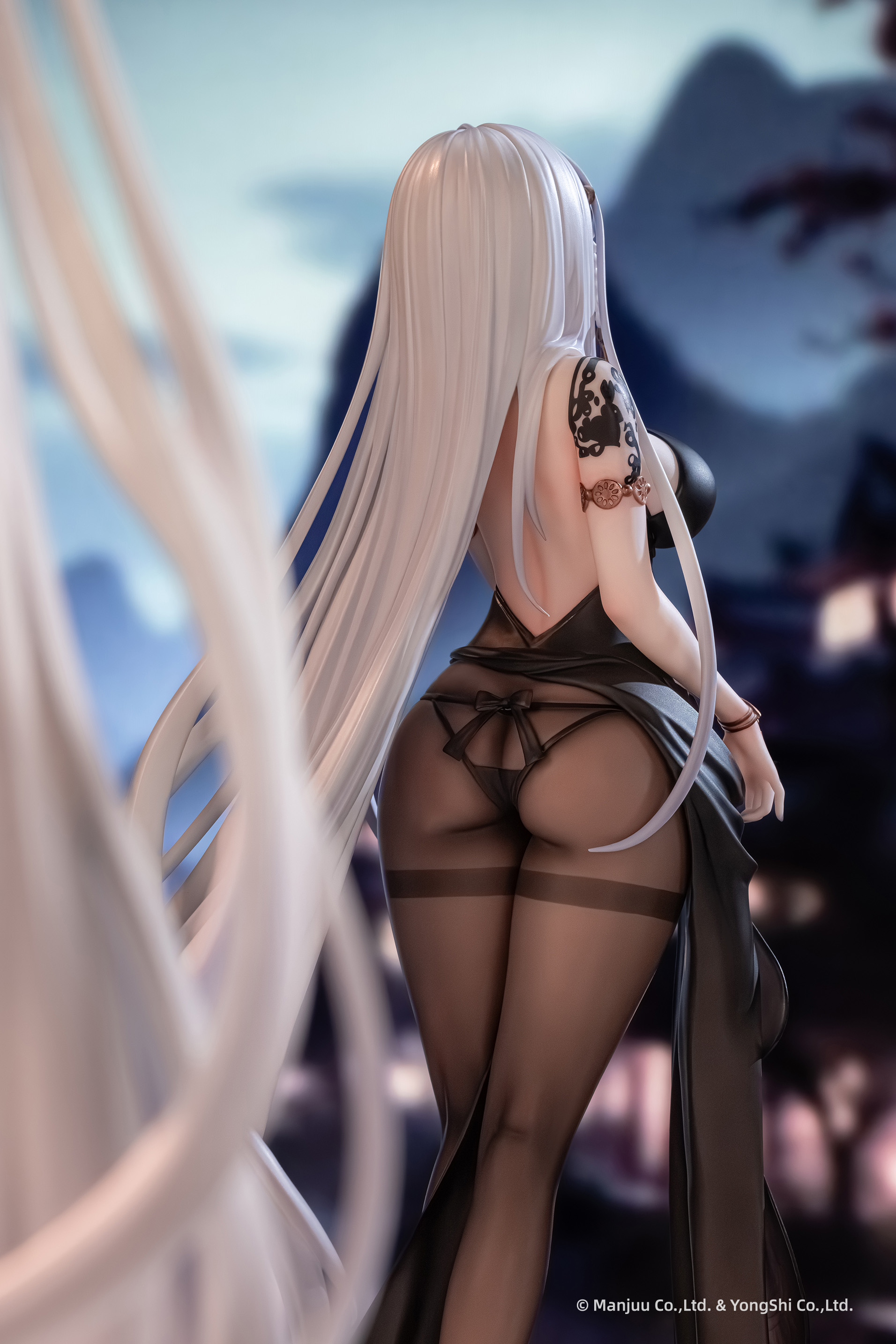 ANIGAME "AZUR LANE" EMDEN: MOONSILVER UNION VER. 1/6 SCALE FIGURE (BLACK)