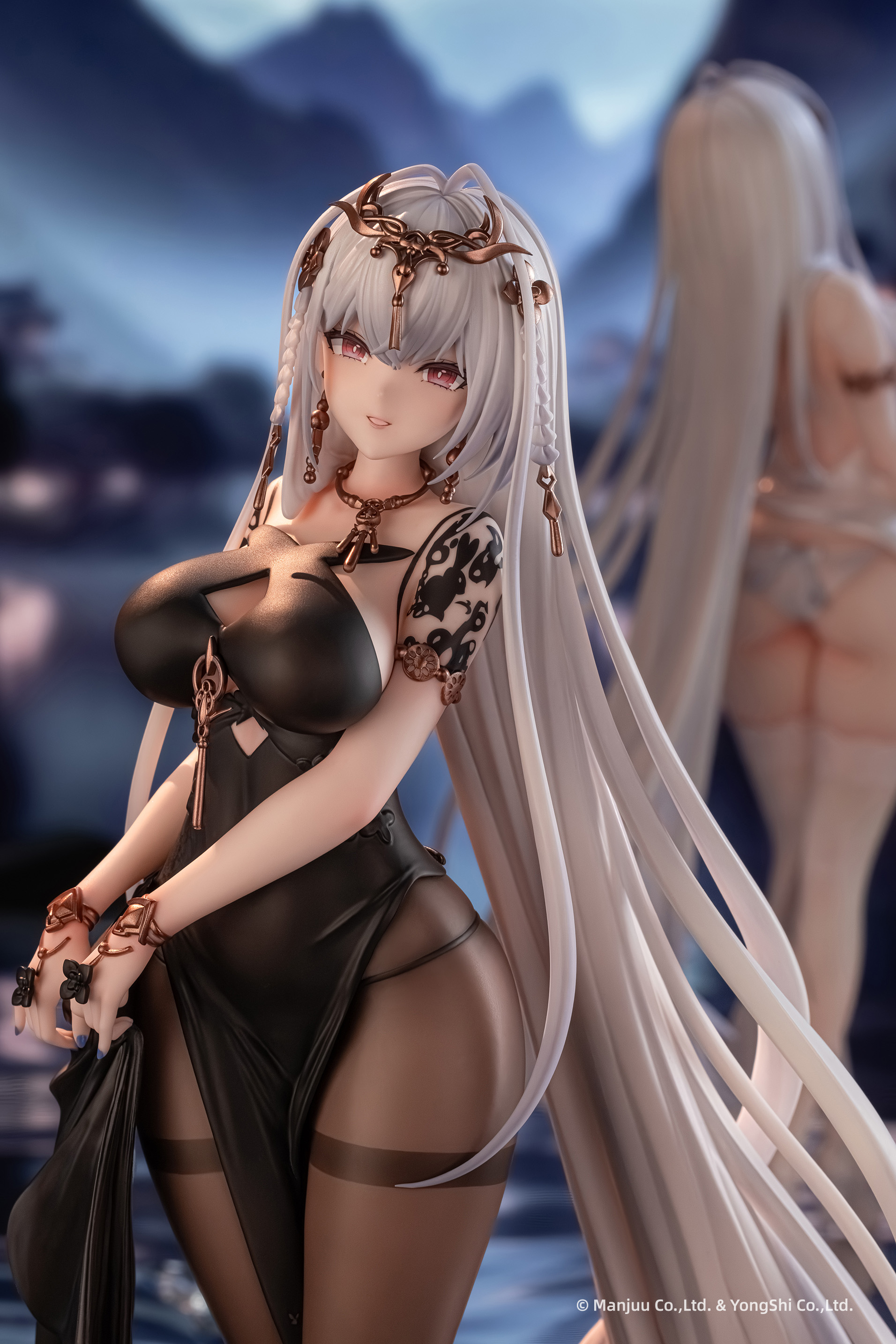 ANIGAME "AZUR LANE" EMDEN: MOONSILVER UNION VER. 1/6 SCALE FIGURE (WHITE & BLACK SET OF TWO)