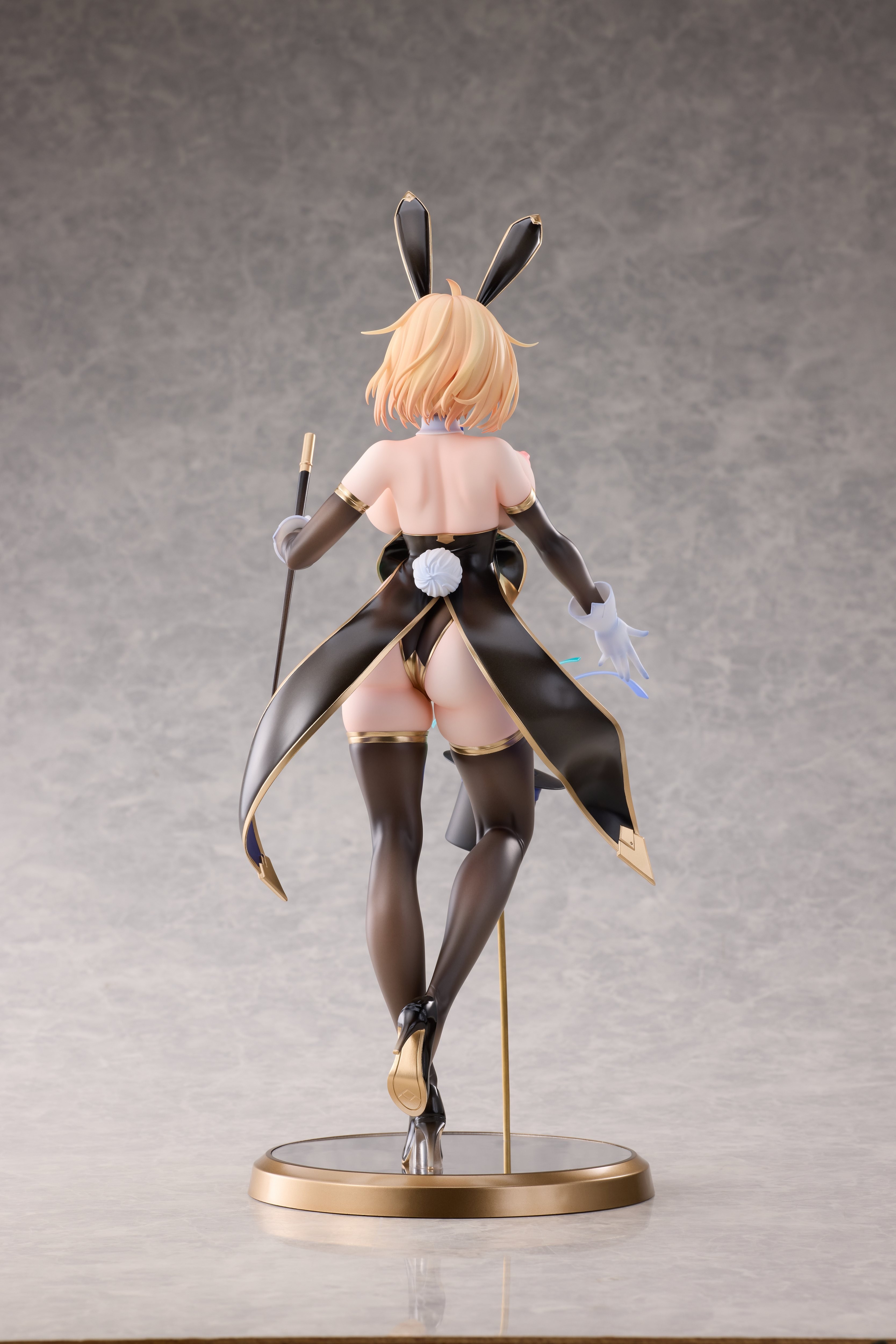 PARTYLOOK SOPHIA F. SHIRRING MAGICIAN BUNNY VER. 1/6 SCALE FIGURE DELUXE EDITION