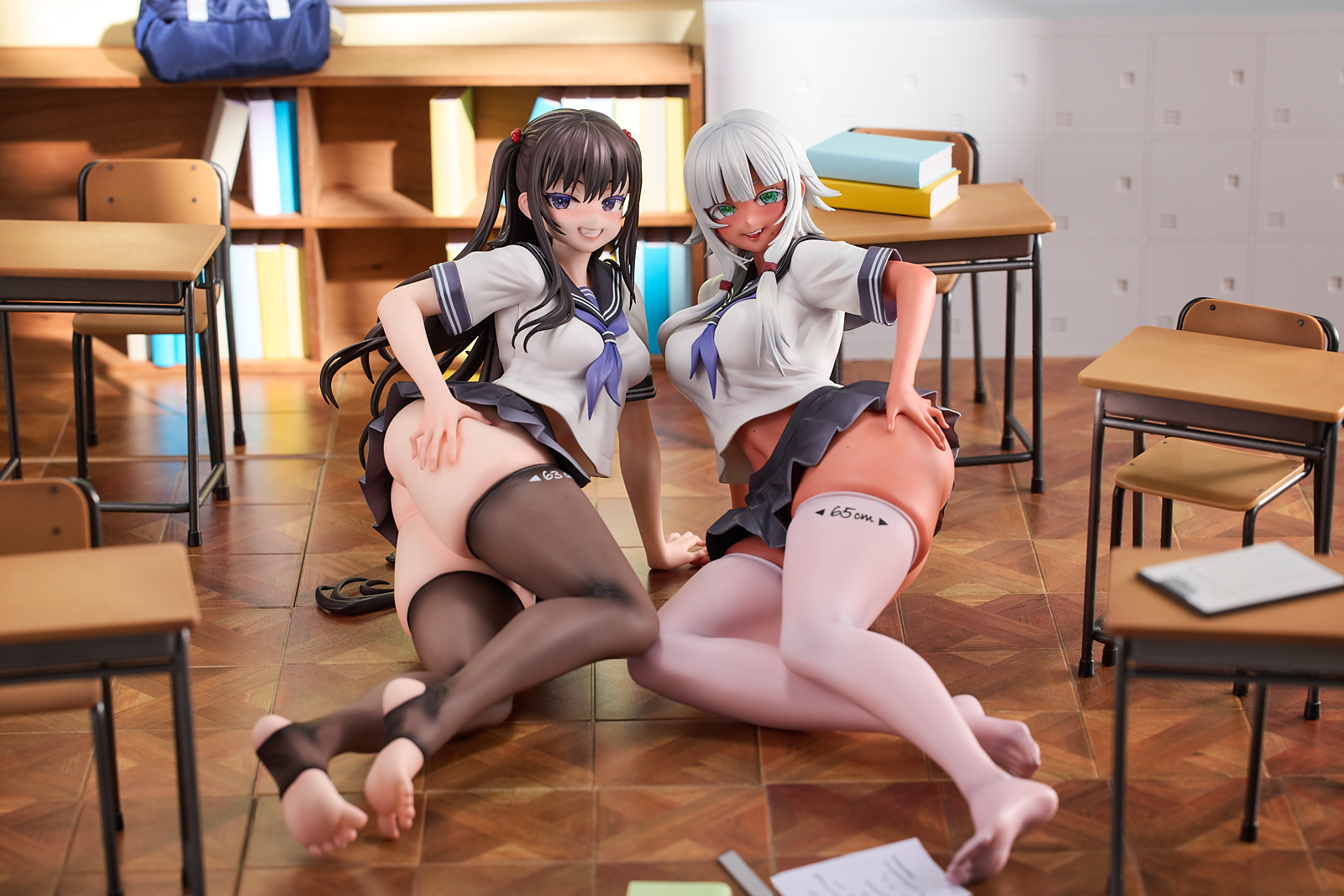MAGI ARTS A WORLD WHERE THICK LEGS ARE STATUS AIZA LAURA & NIKUKURA IROHA 1/5 SCALE FIGURE SET OF TWO