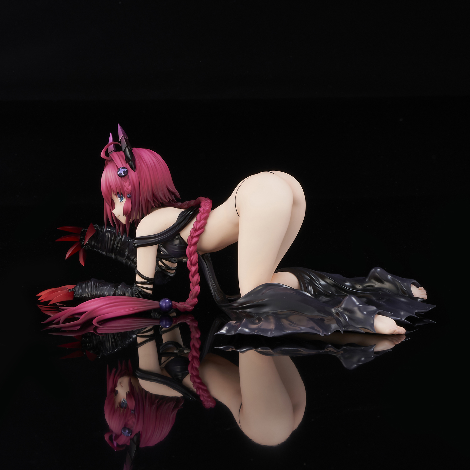 "To Love-Ru Darkness" Kurosaki Mea Darkness Ver. 1/6 Renewal Package Ver.