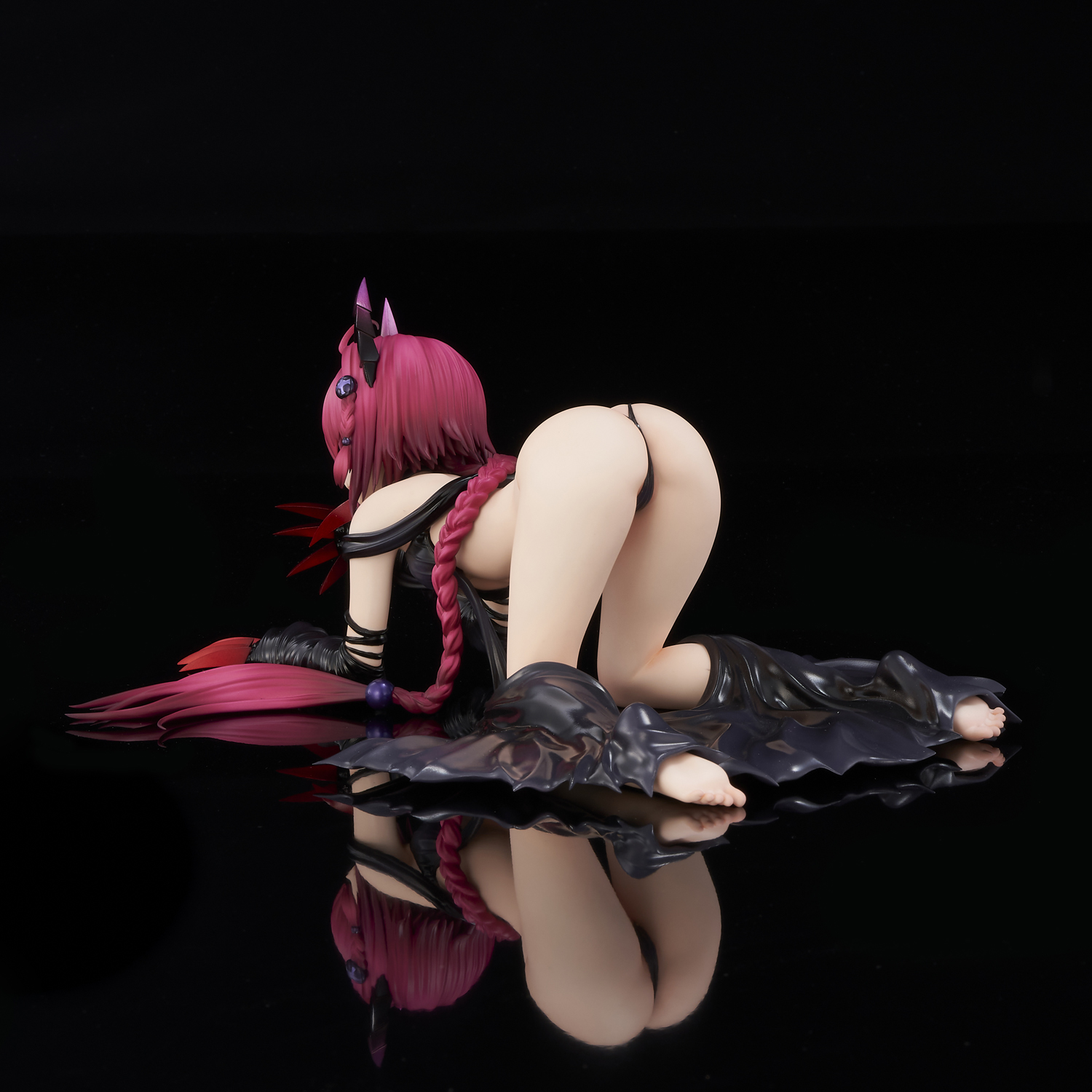 "To Love-Ru Darkness" Kurosaki Mea Darkness Ver. 1/6 Renewal Package Ver.