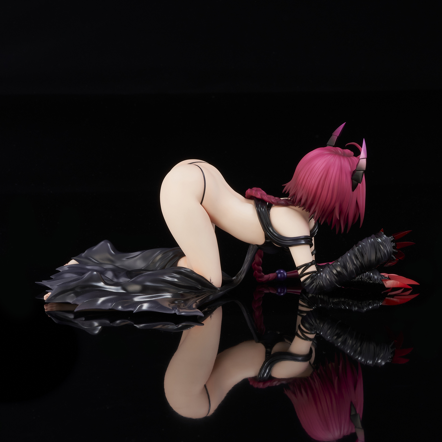 "To Love-Ru Darkness" Kurosaki Mea Darkness Ver. 1/6 Renewal Package Ver.