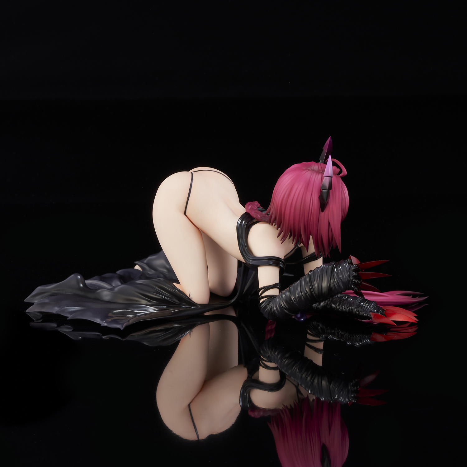"To Love-Ru Darkness" Kurosaki Mea Darkness Ver. 1/6 Renewal Package Ver.