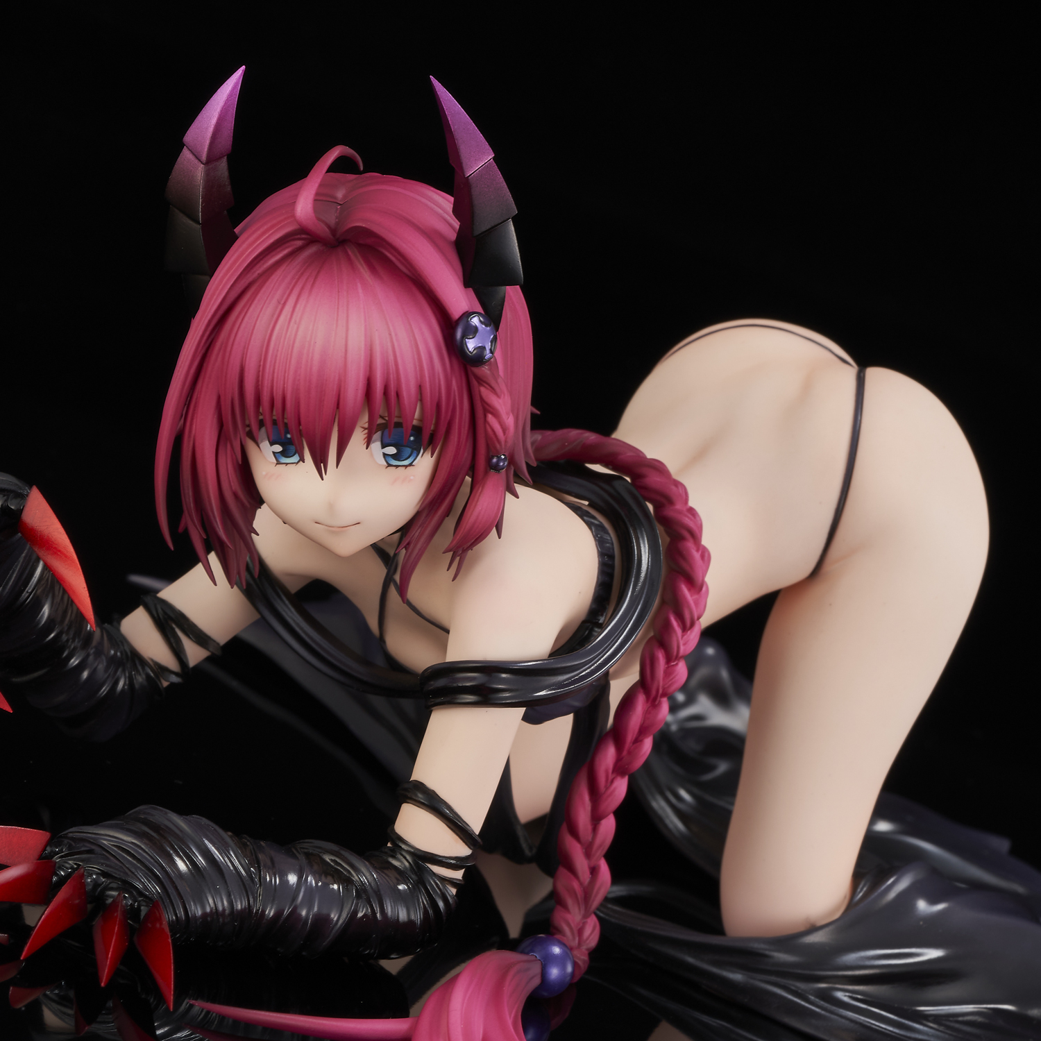 "To Love-Ru Darkness" Kurosaki Mea Darkness Ver. 1/6 Renewal Package Ver.