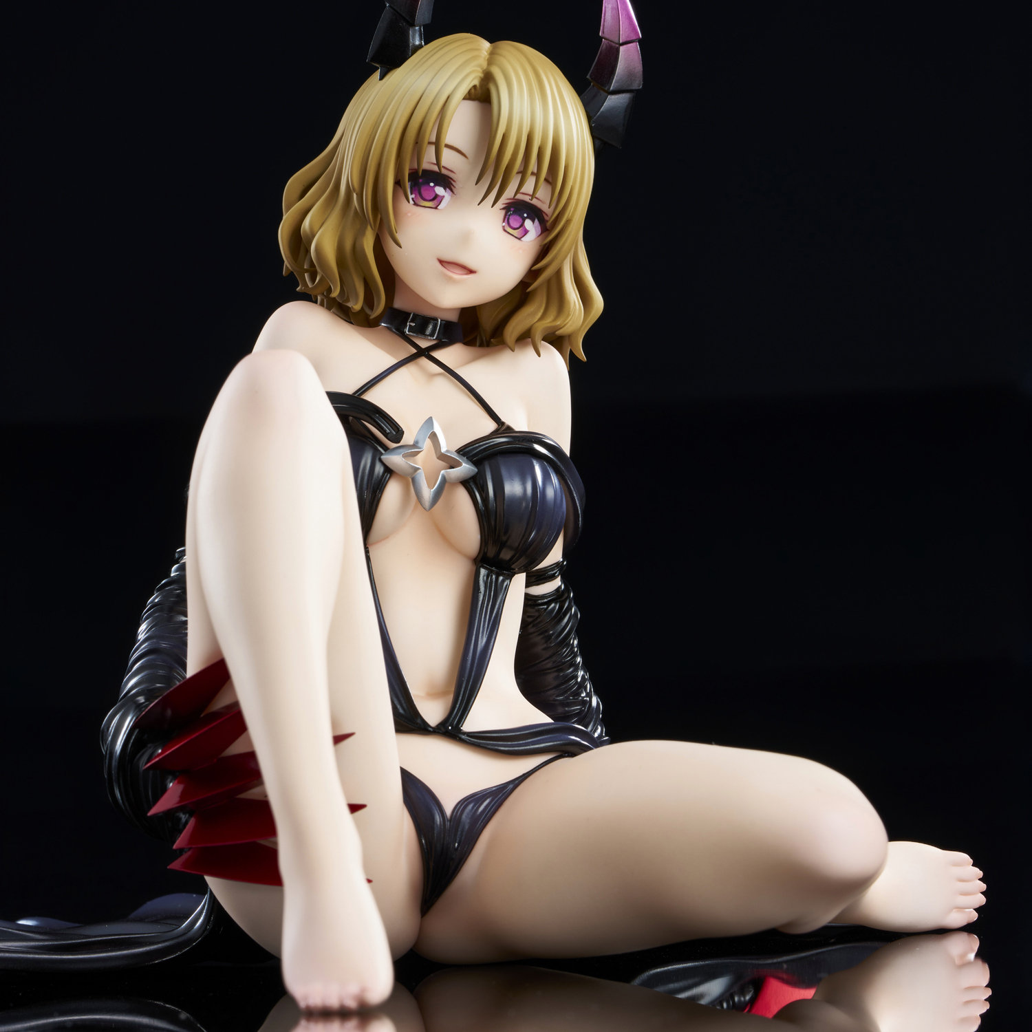 "To Love-Ru Darkness" Momioka Risa Darkness Ver. 1/6 Renewal Package Ver.