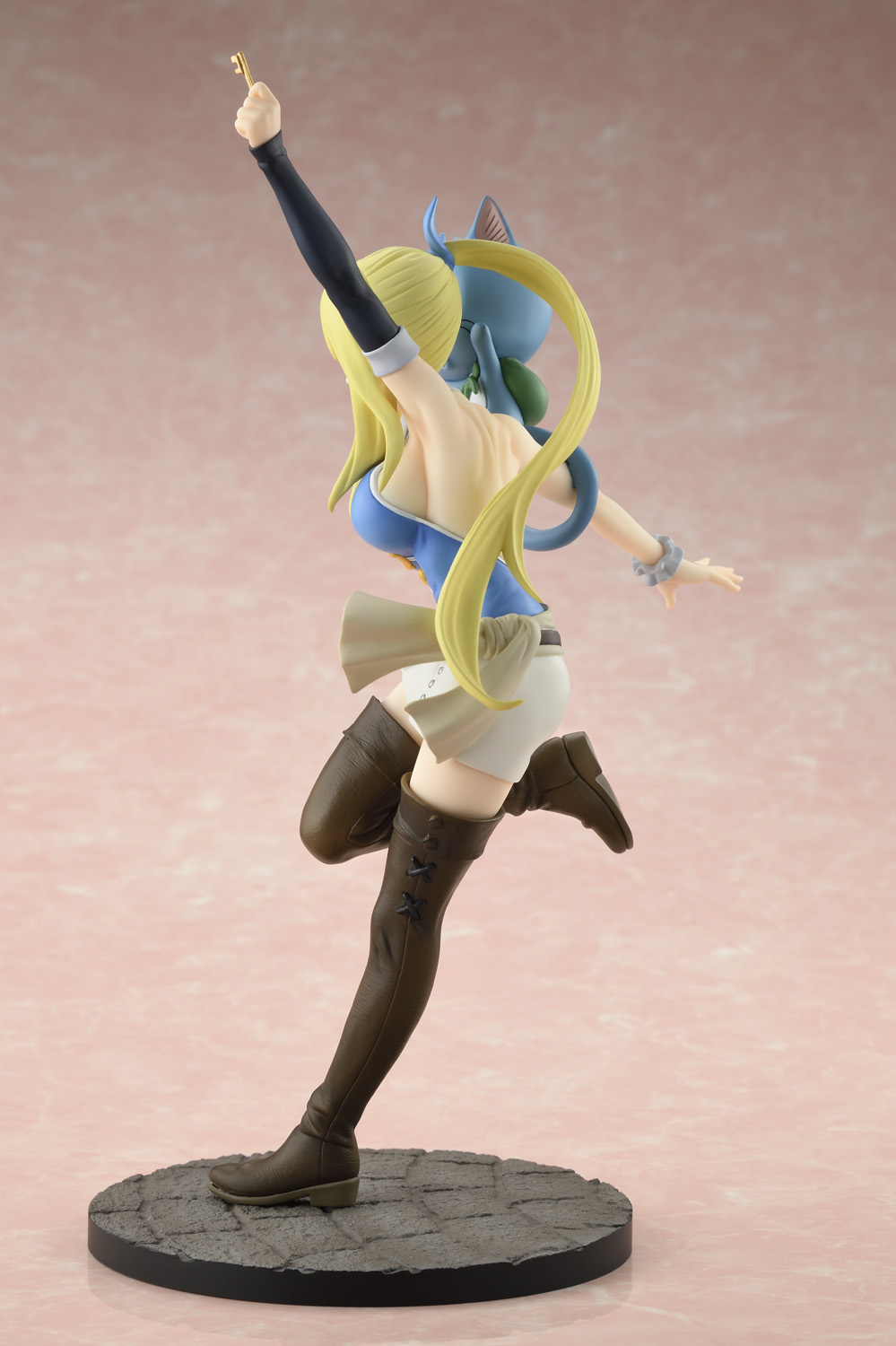 "Fairy Tail Final Season" Lucy Heartfilia Wink Ver.