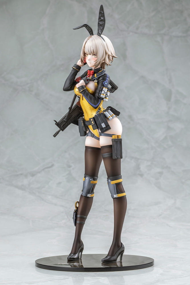 "Girls' Frontline 2: Exilium" Vector Molotov Bunny Ver.