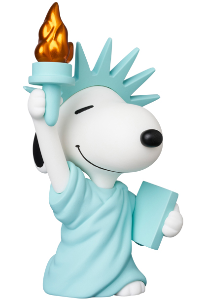 UDF PEANUTS Series 17 STATUE OF LIBERTY SNOOPY