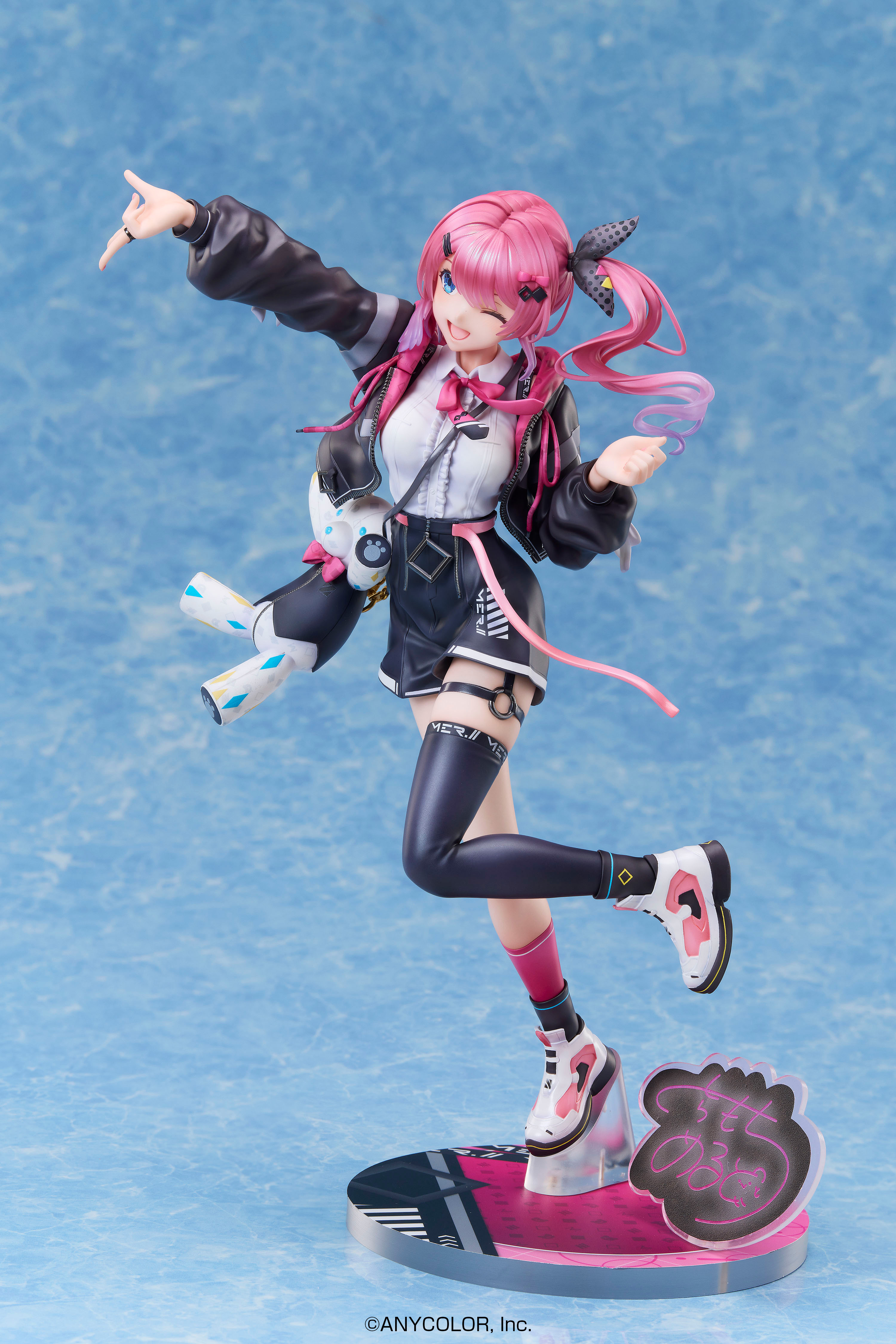 Nijisanji Kuramochi Melto 1/7 Complete Figure