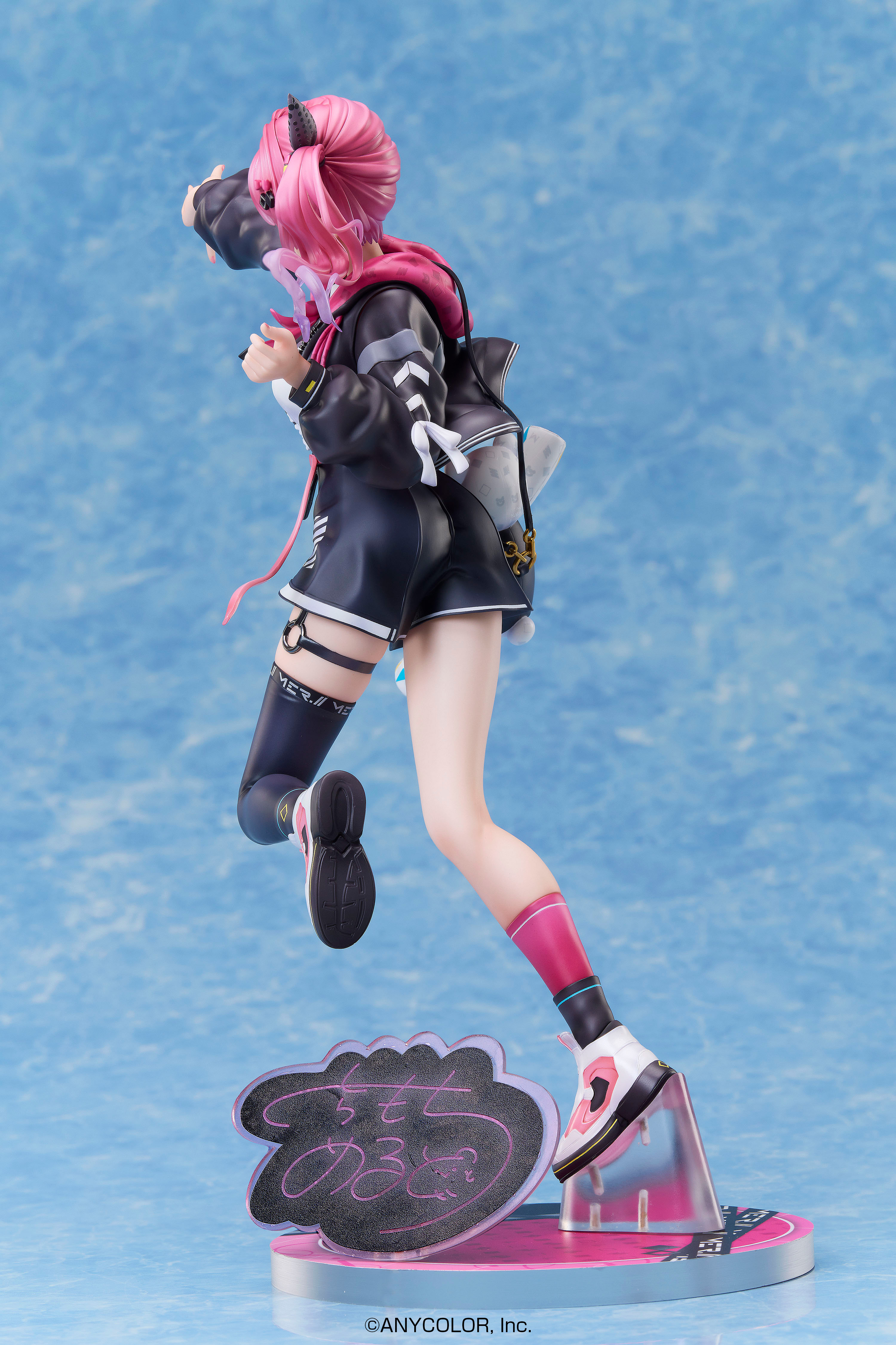 Nijisanji Kuramochi Melto 1/7 Complete Figure