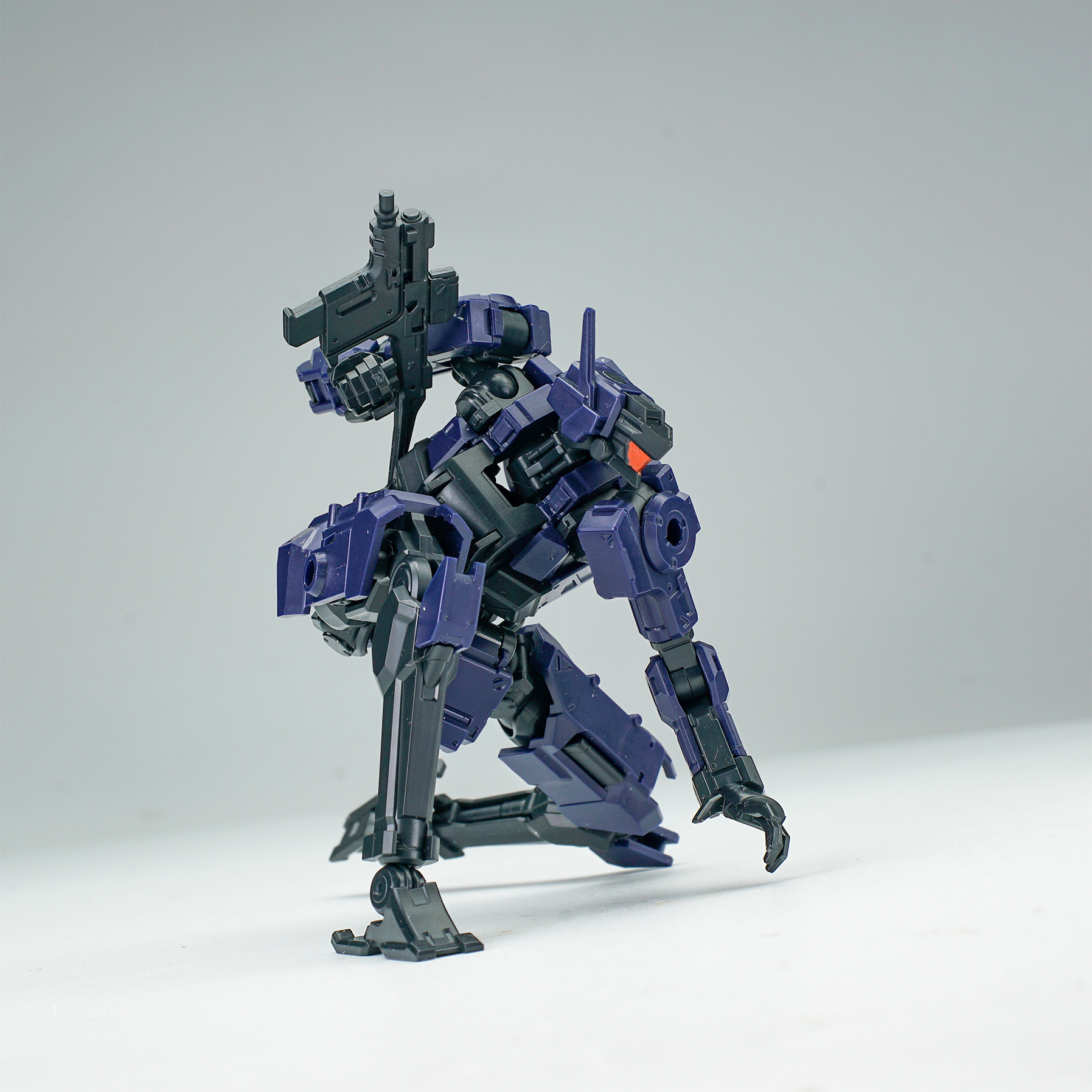 SHEIK MAINLAND 3 MIN PROJECT SERIES FENRIR 1/18 SCALE PLASTIC MODEL KIT (BLUE)