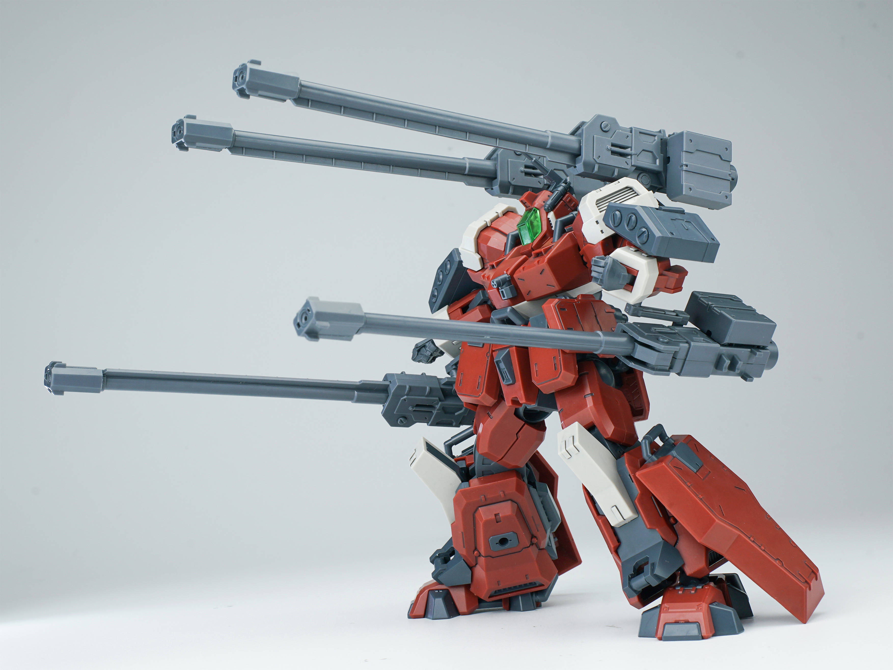 SHEIK MAINLAND ULTRA ACTION TROOPER SERIES HONG MO 1/144 SCALE PLASTIC MODEL KIT (RED)