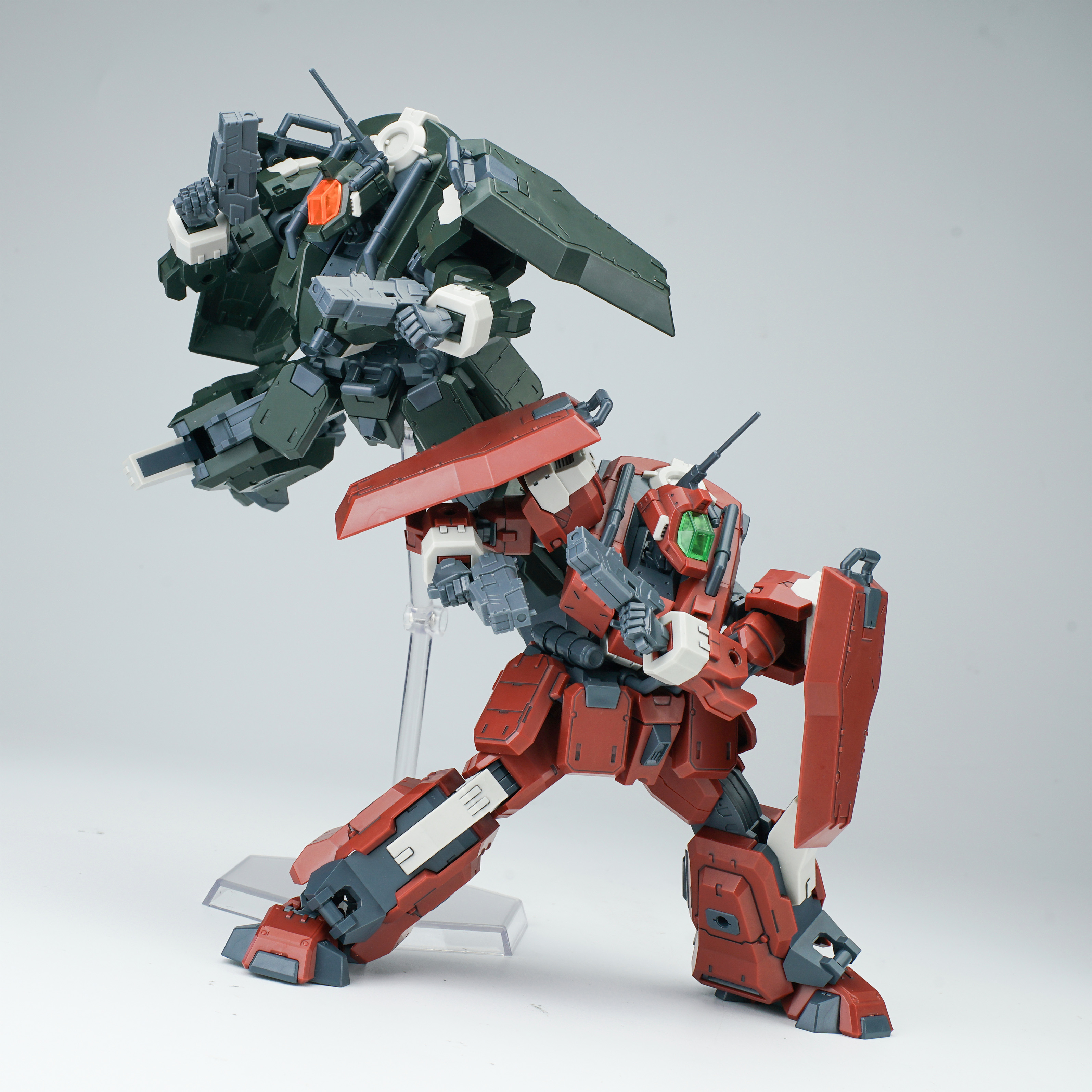 SHEIK MAINLAND ULTRA ACTION TROOPER SERIES HONG MO 1/144 SCALE PLASTIC MODEL KIT (RED)