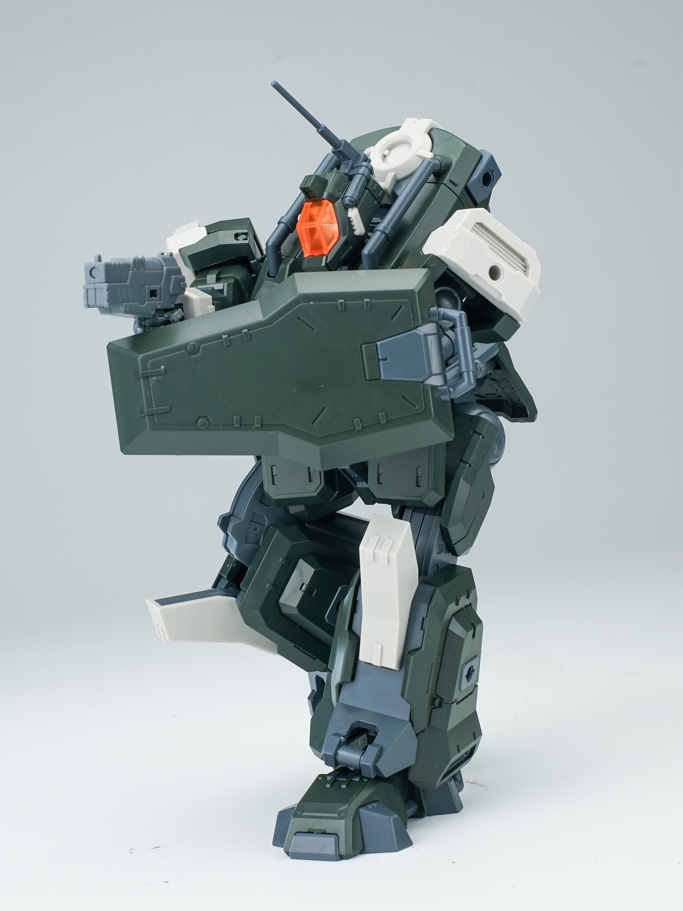 SHEIK MAINLAND ULTRA ACTION TROOPER SERIES HONG MO 1/144 SCALE PLASTIC MODEL KIT (GREEN)