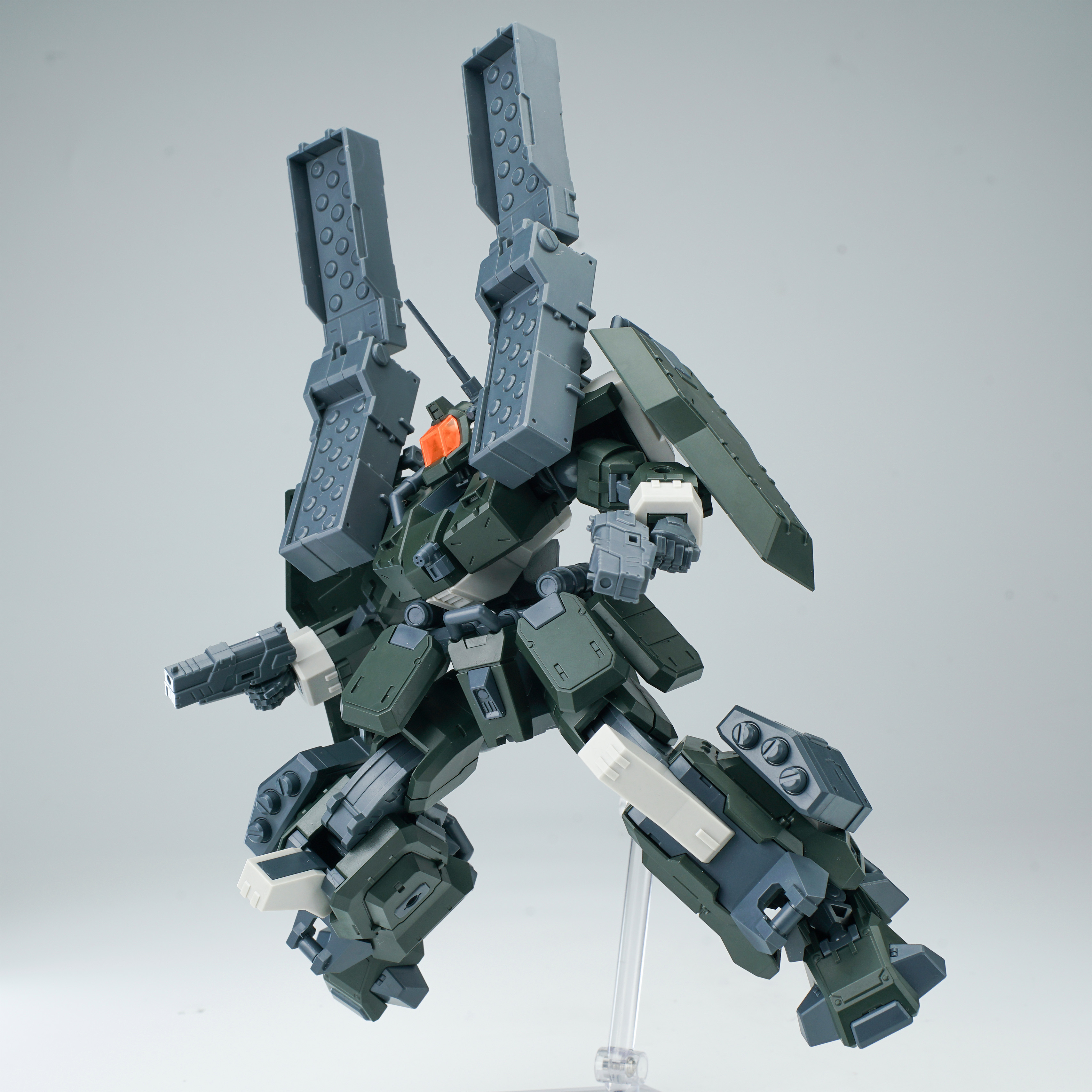 SHEIK MAINLAND ULTRA ACTION TROOPER SERIES HONG MO 1/144 SCALE PLASTIC MODEL KIT (GREEN)