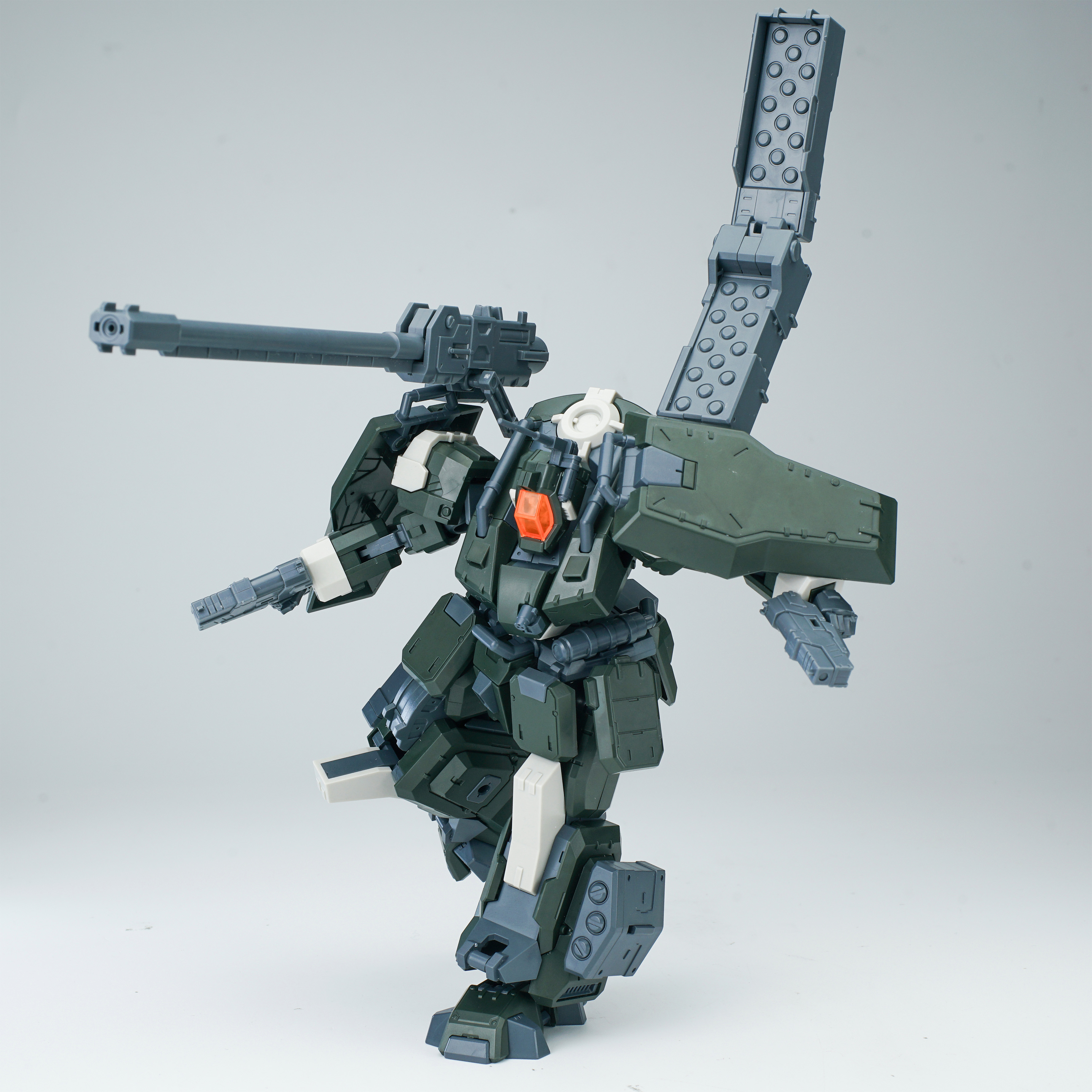 SHEIK MAINLAND ULTRA ACTION TROOPER SERIES HONG MO 1/144 SCALE PLASTIC MODEL KIT (GREEN)