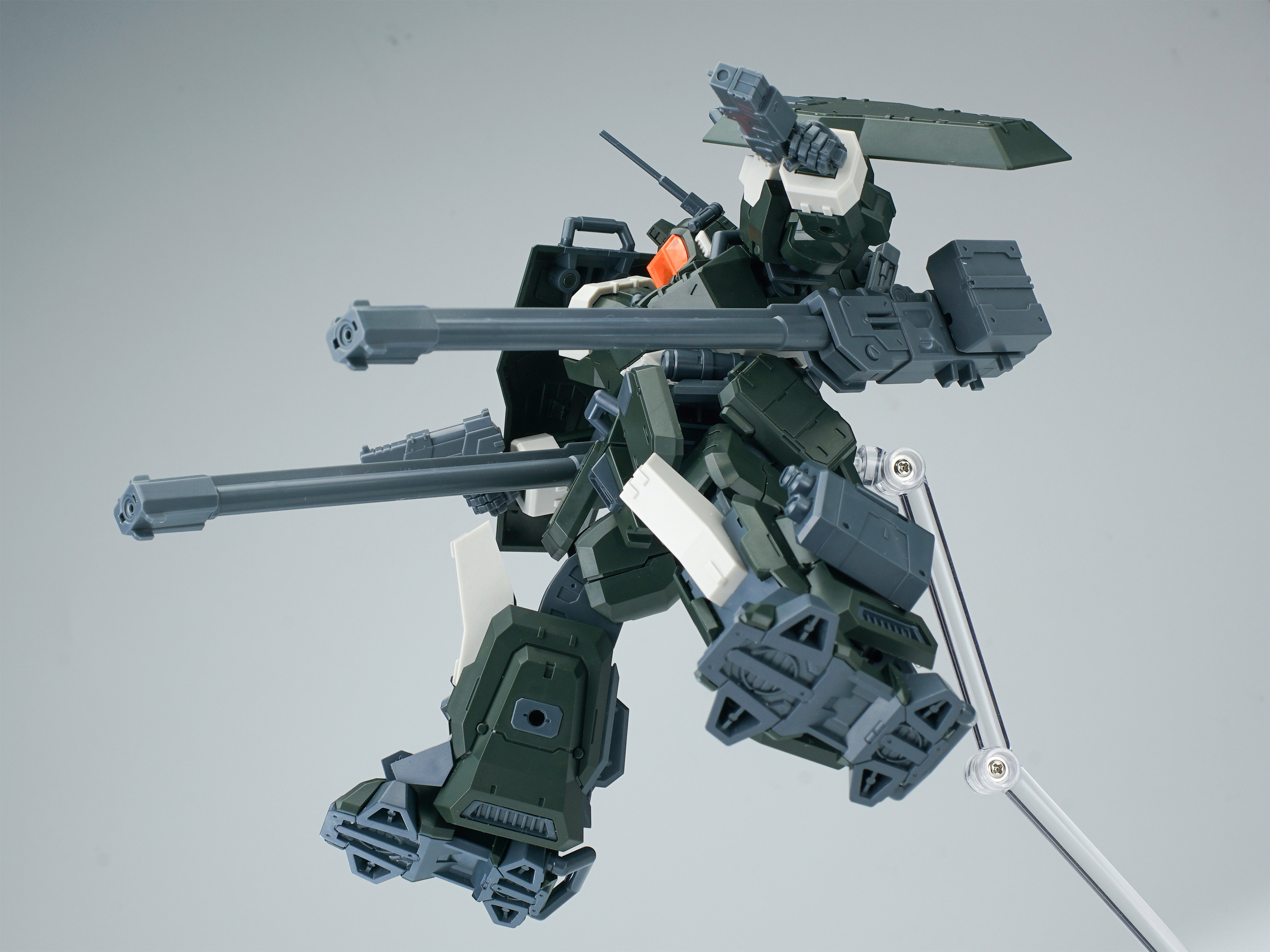 SHEIK MAINLAND ULTRA ACTION TROOPER SERIES HONG MO 1/144 SCALE PLASTIC MODEL KIT (GREEN)