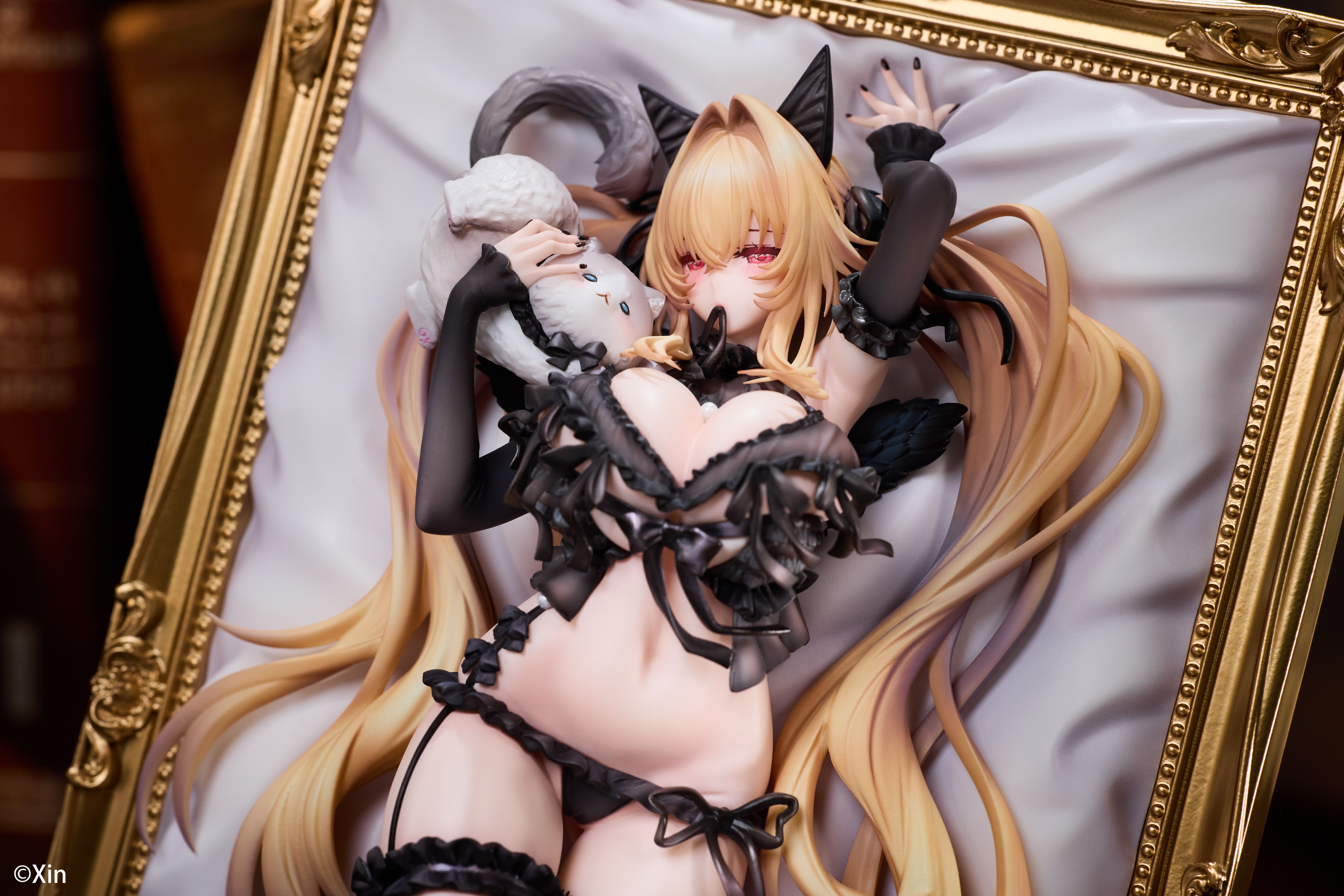 NOVEL STELLA STELLA BLACK CAT VER. 1/7 SCALE FIGURE DELUXE EDITION