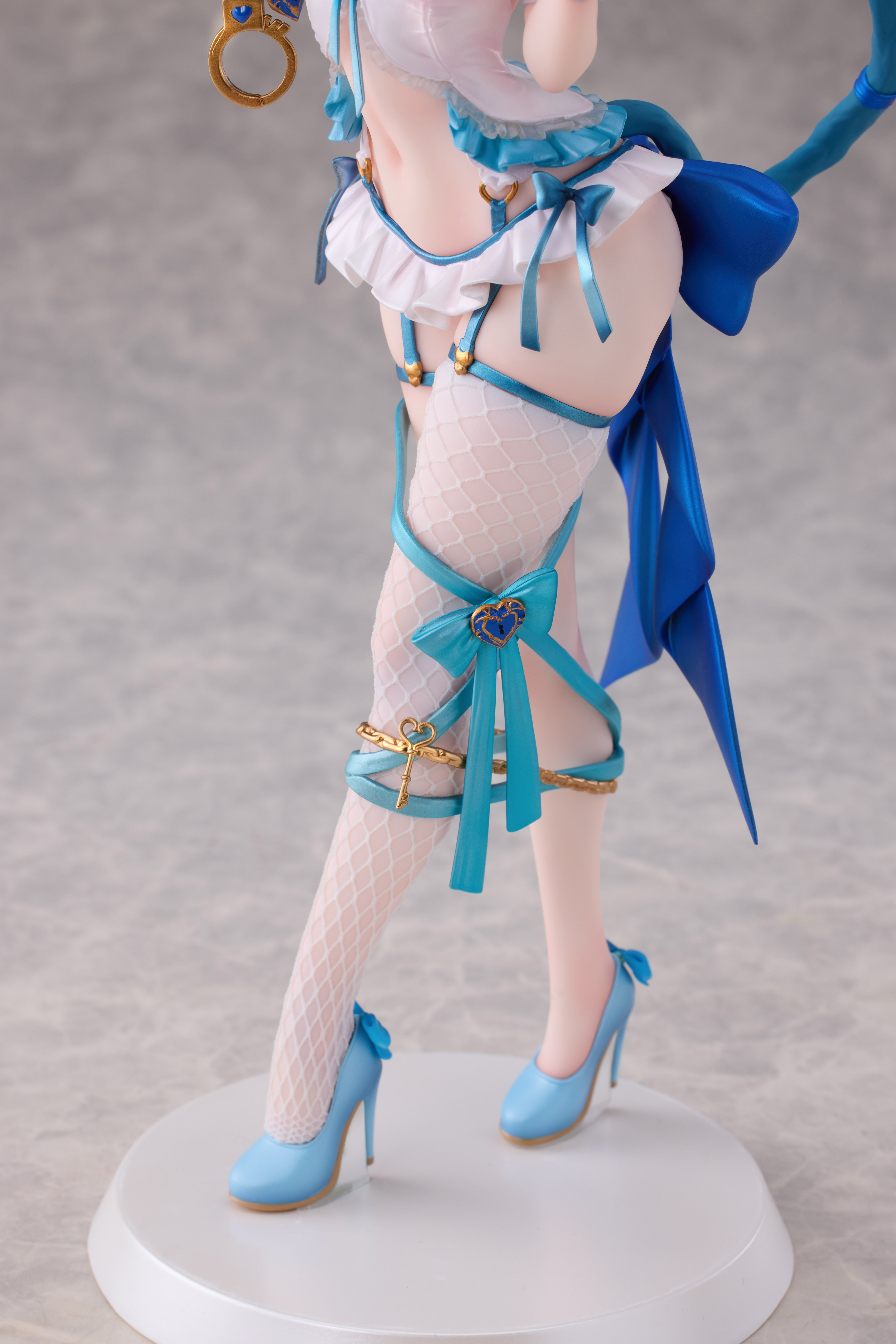 SIKI ANIM TIED-UP CAT PUTIKA CHAN 1/7 SCALE FIGURE DELUXE EDITION