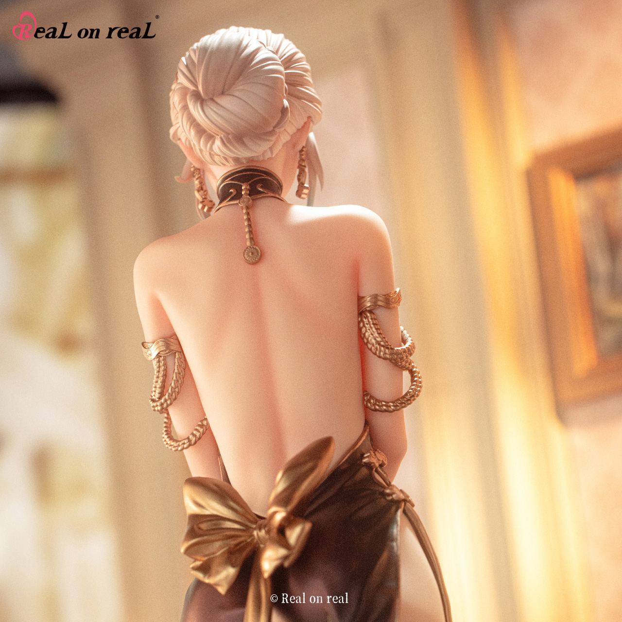 BEARPANDA REAL ON REAL WIFE 1/6 SCALE FIGURE