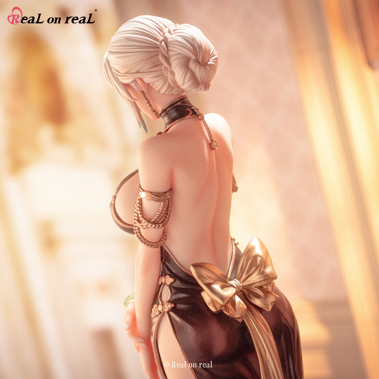 BEARPANDA REAL ON REAL WIFE 1/6 SCALE FIGURE